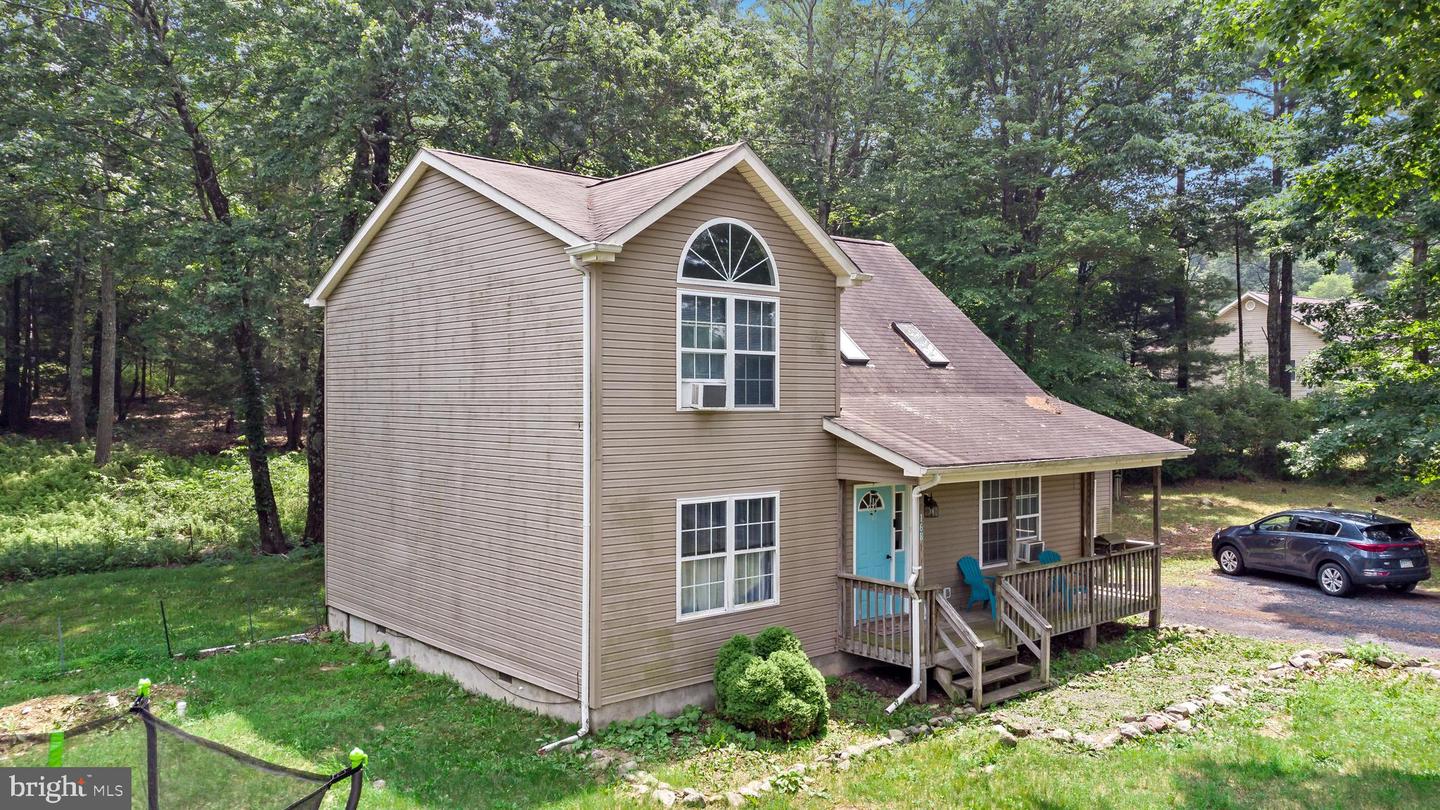 168 Chestnut Dr
