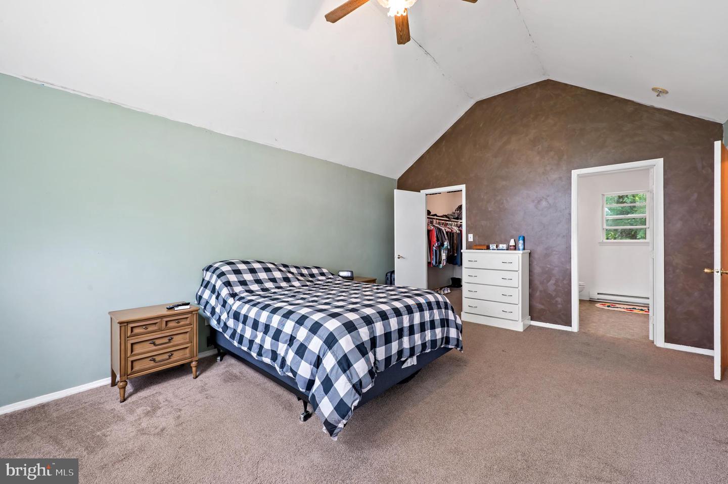 168 Chestnut Dr