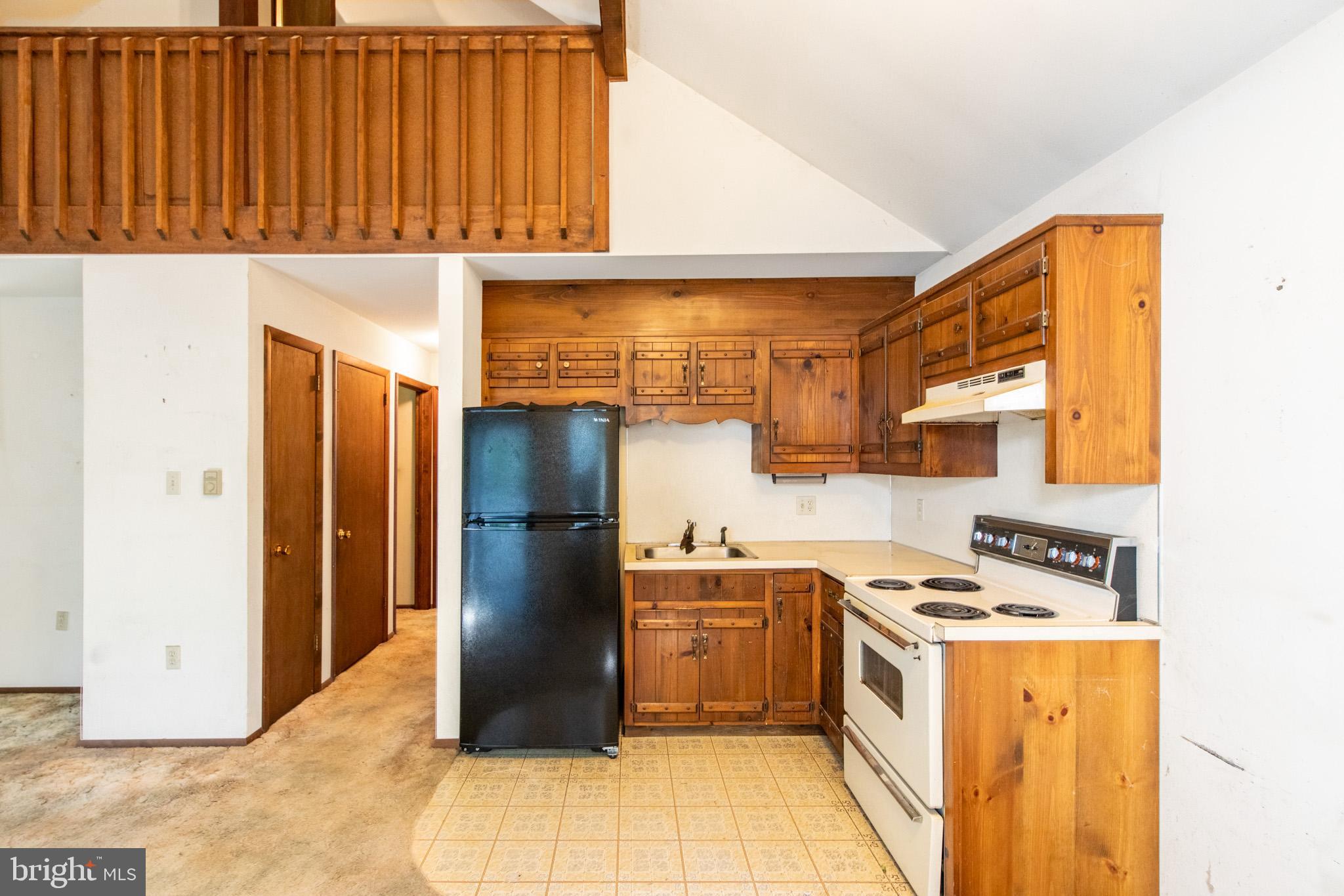 265 Squirrelwood COURT
