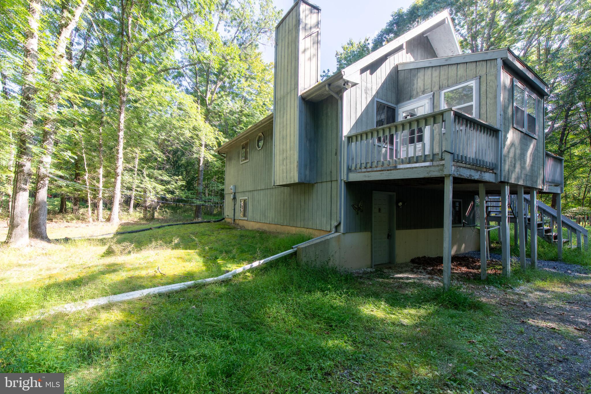 265 Squirrelwood COURT