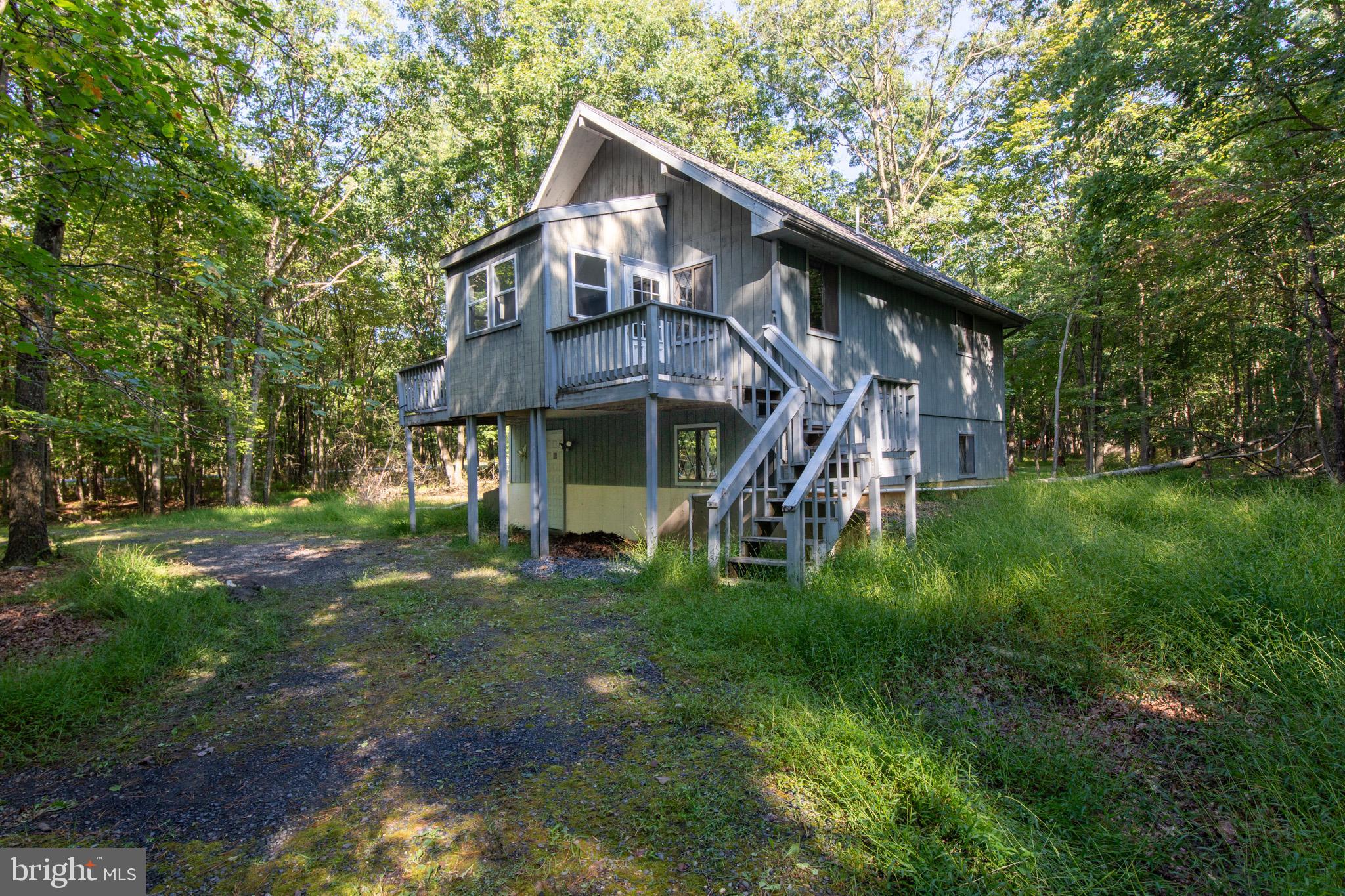 265 Squirrelwood COURT