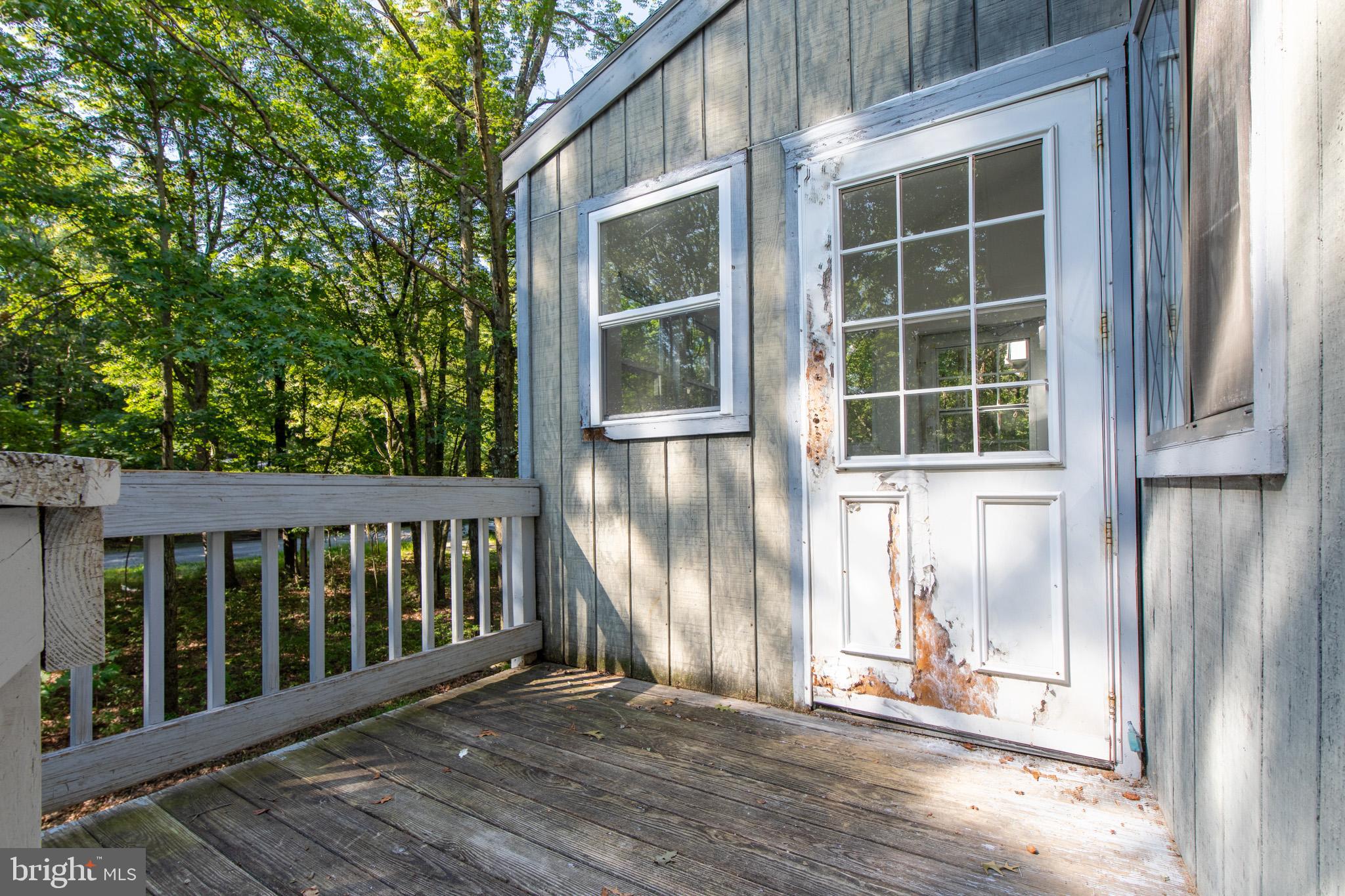 265 Squirrelwood COURT