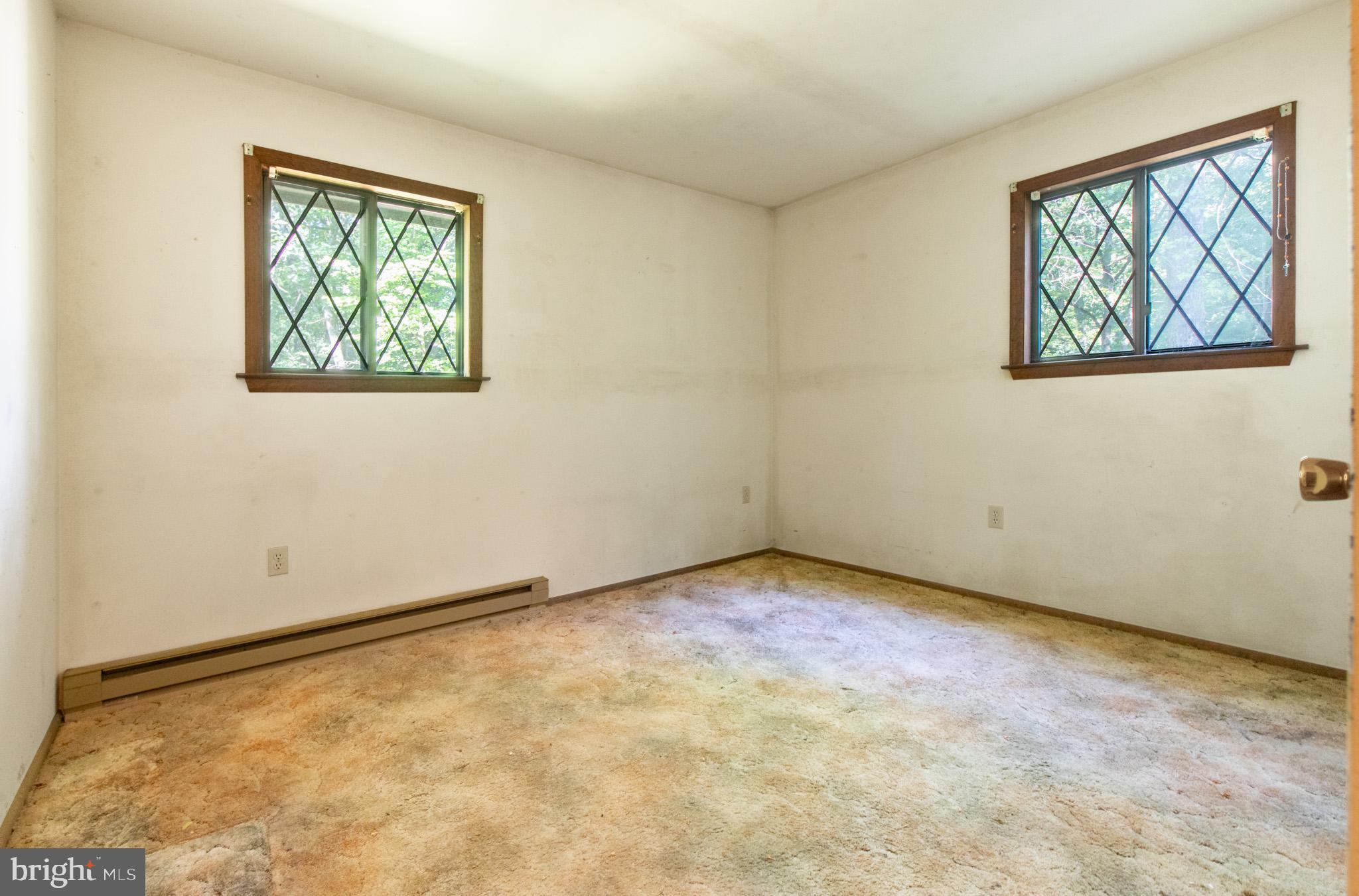 265 Squirrelwood COURT