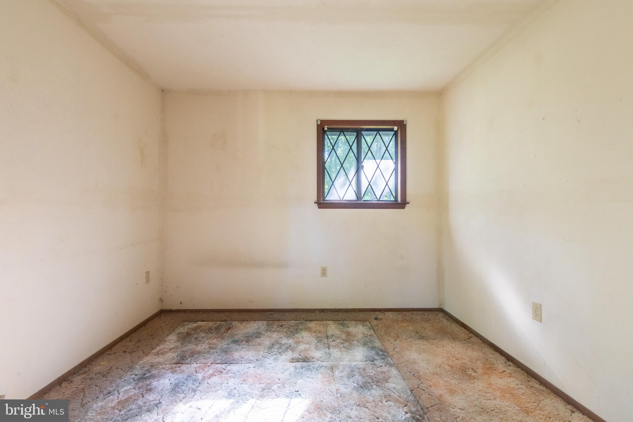 265 Squirrelwood COURT