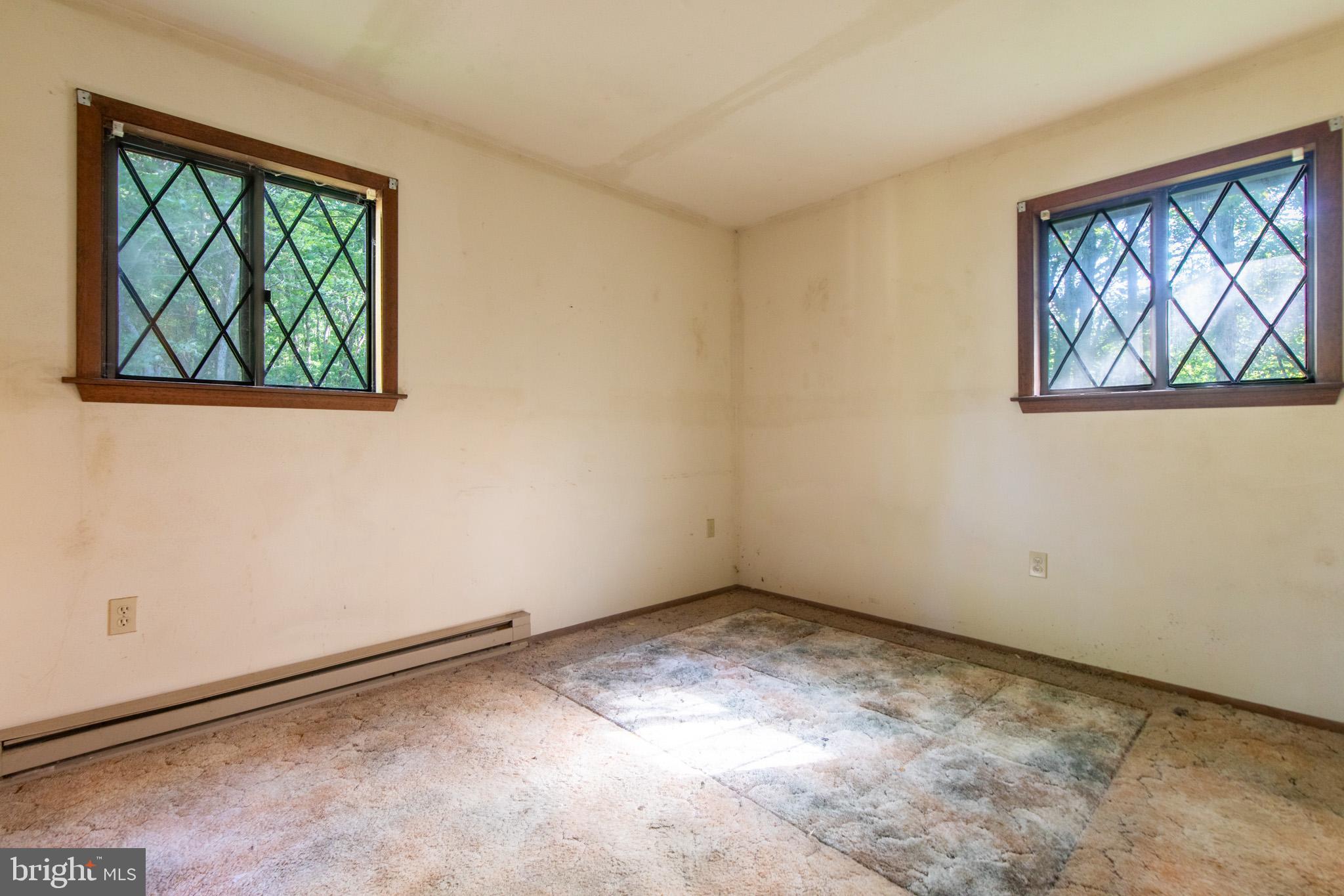 265 Squirrelwood COURT