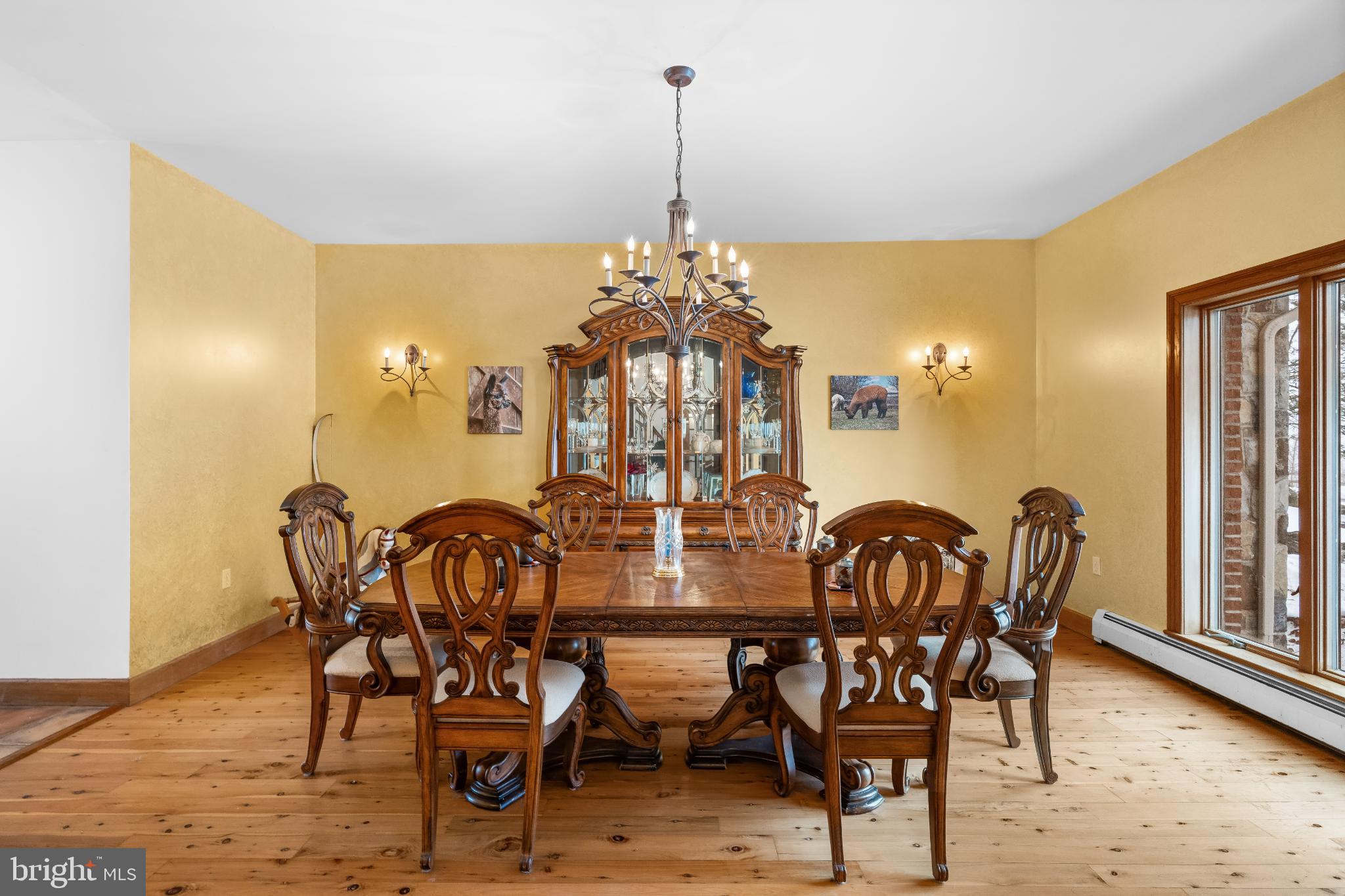 216 MERWINSBURG ROAD