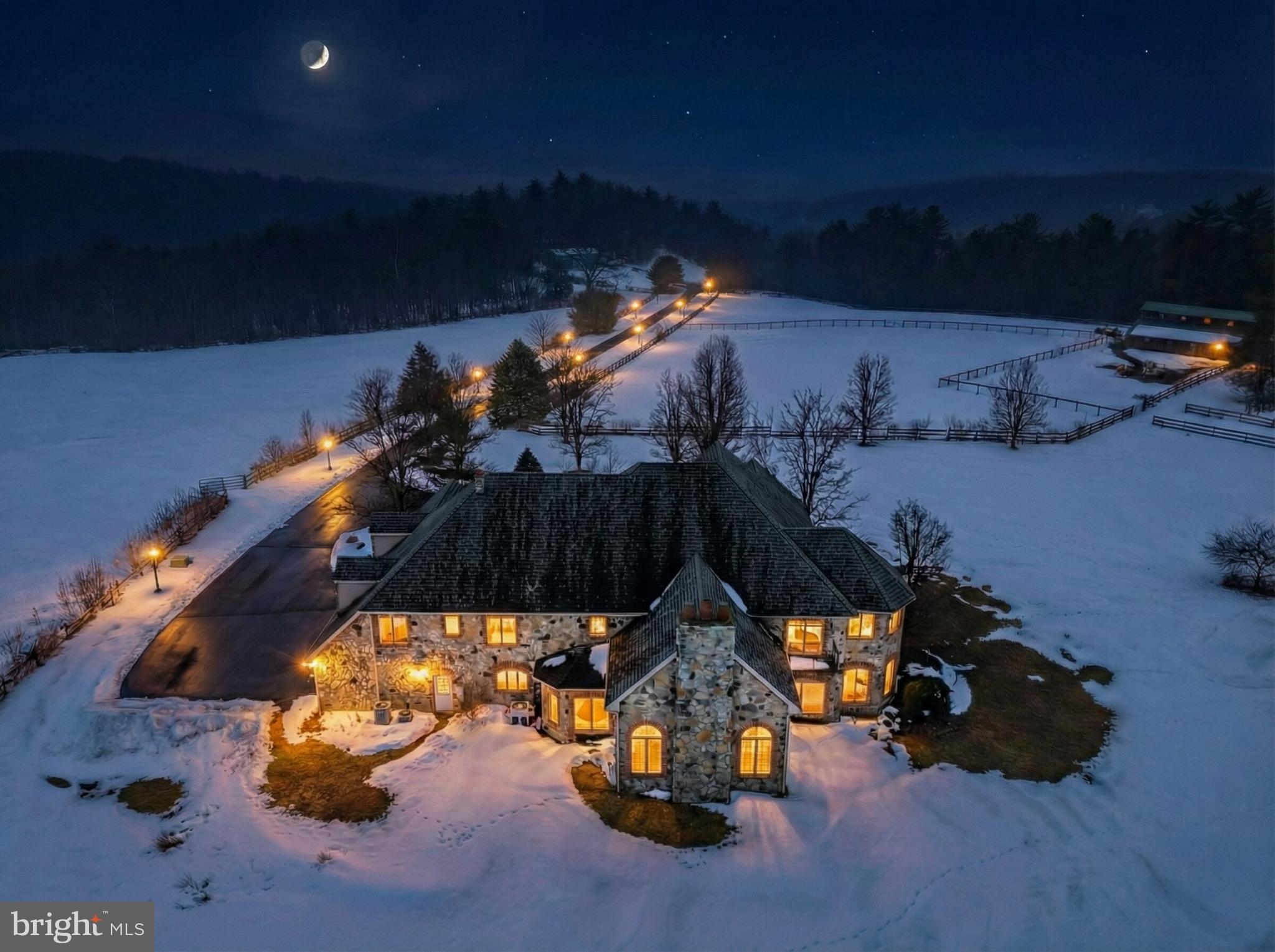 216 MERWINSBURG ROAD