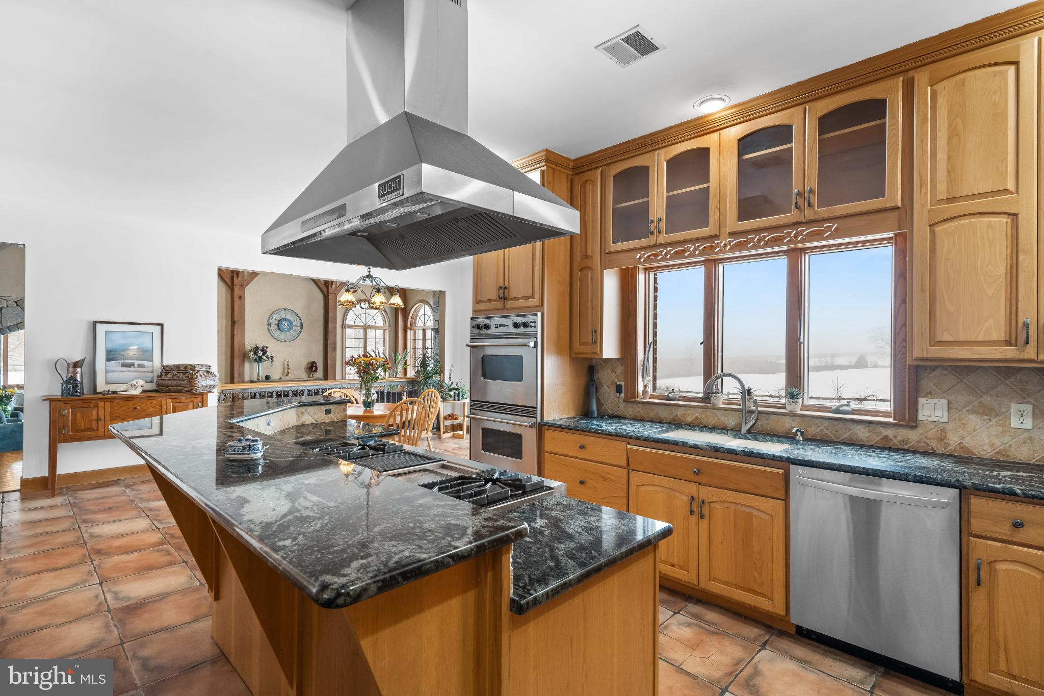 216 MERWINSBURG ROAD