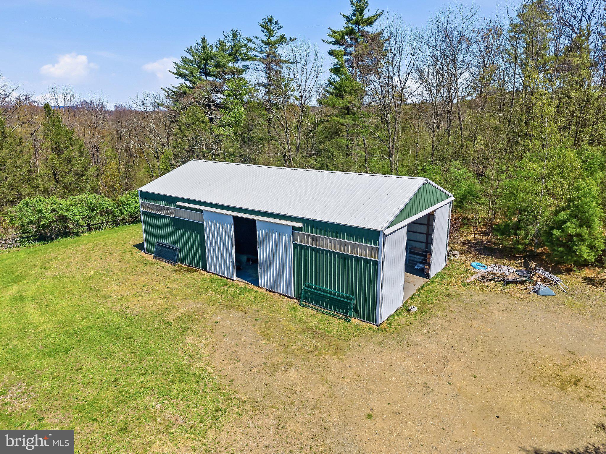 216 MERWINSBURG ROAD