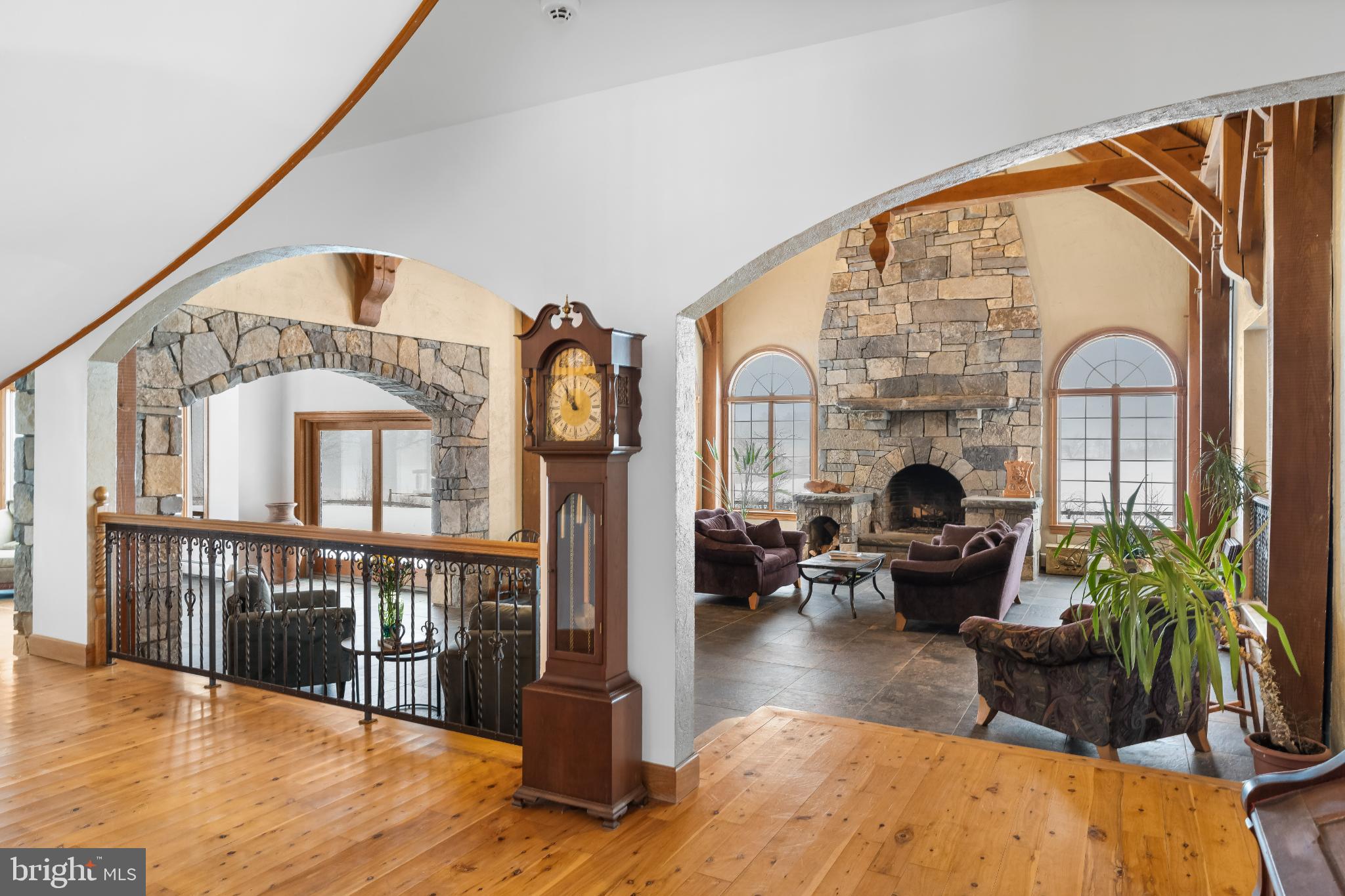 216 MERWINSBURG ROAD