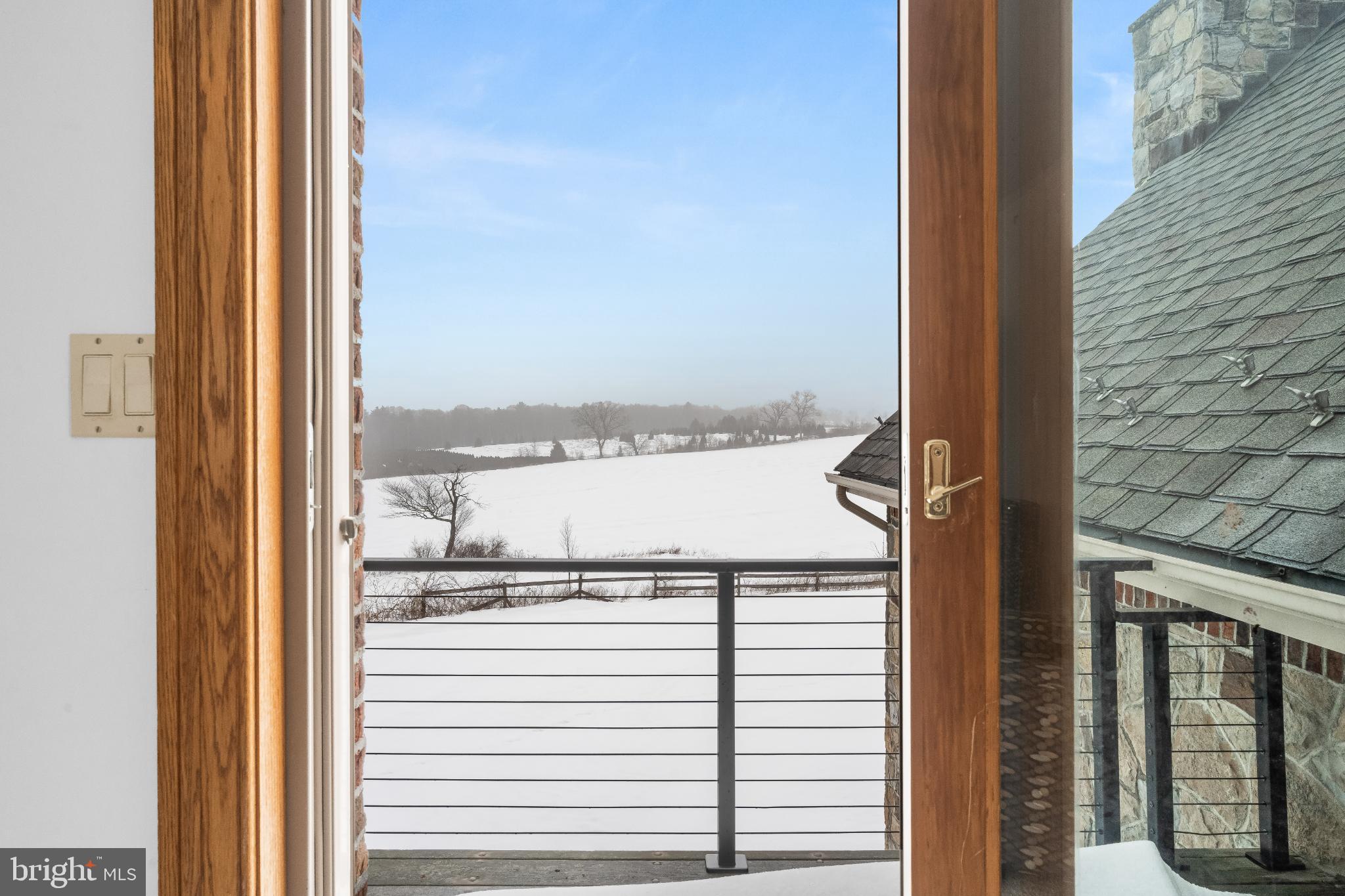 216 MERWINSBURG ROAD