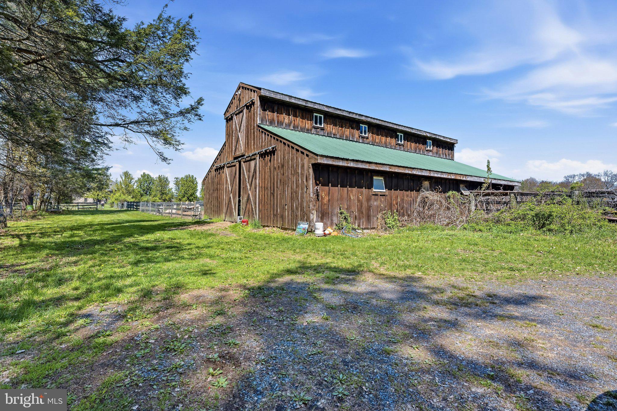 216 MERWINSBURG ROAD