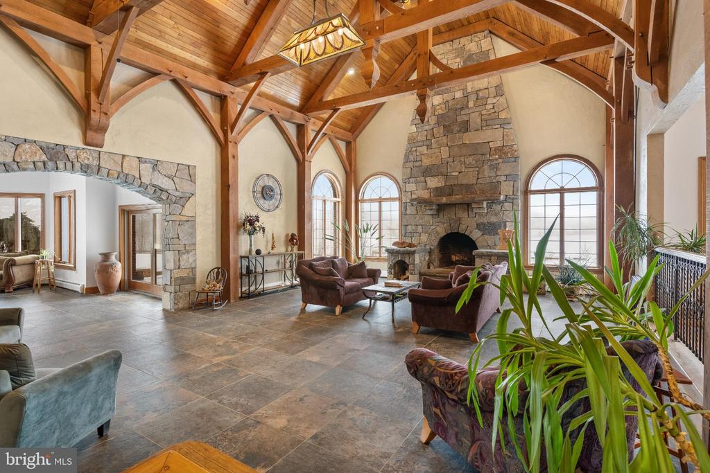 216 MERWINSBURG ROAD