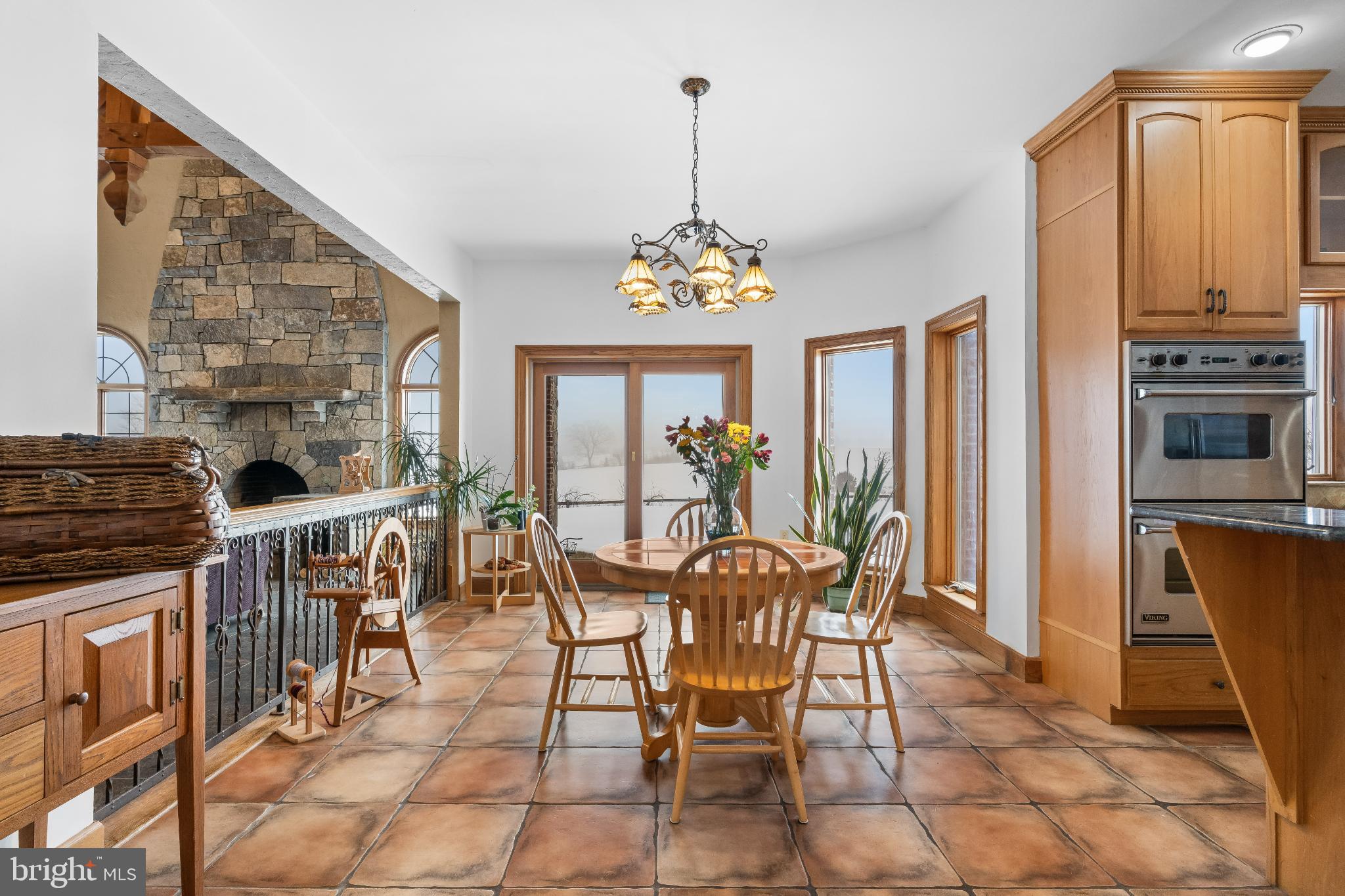 216 MERWINSBURG ROAD