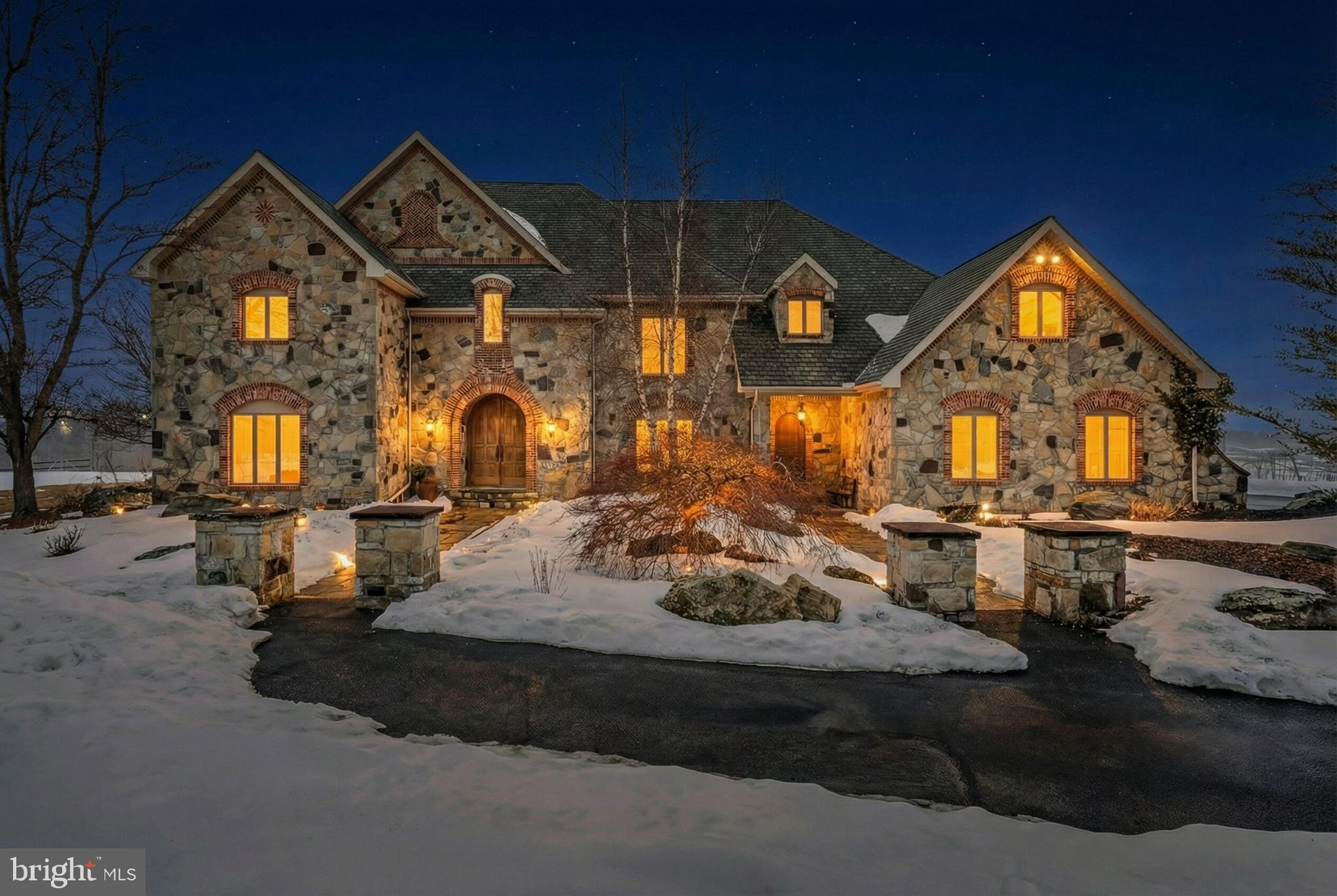 216 MERWINSBURG ROAD