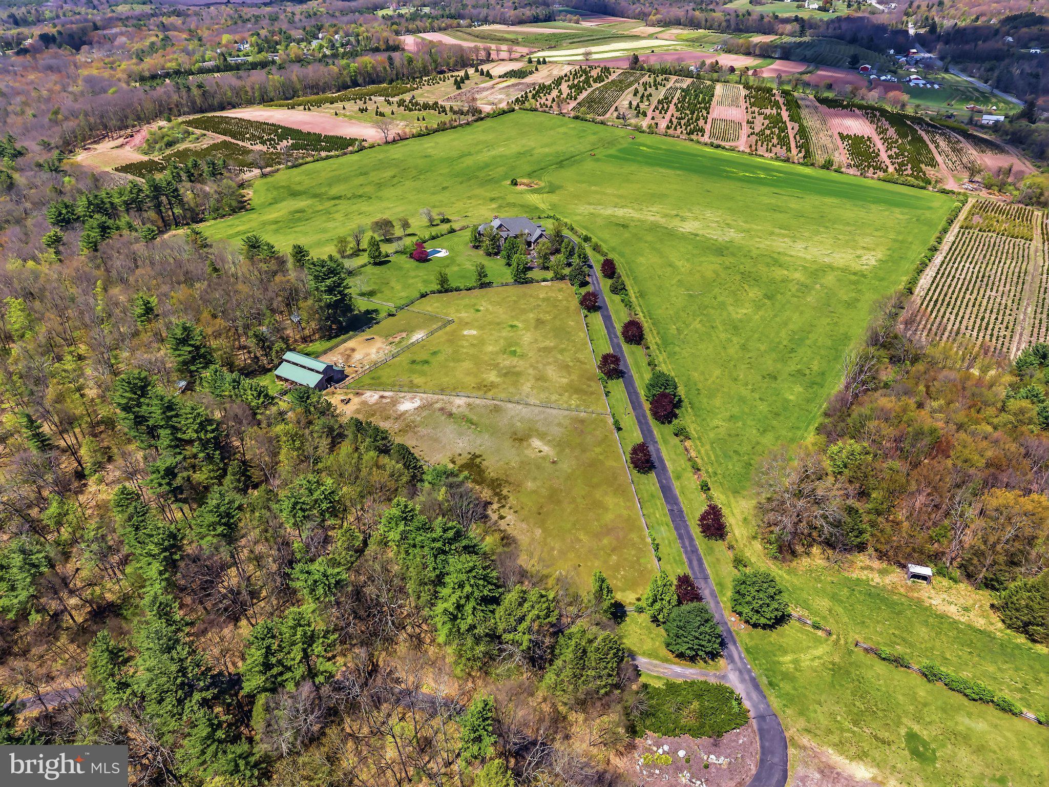 216 MERWINSBURG ROAD