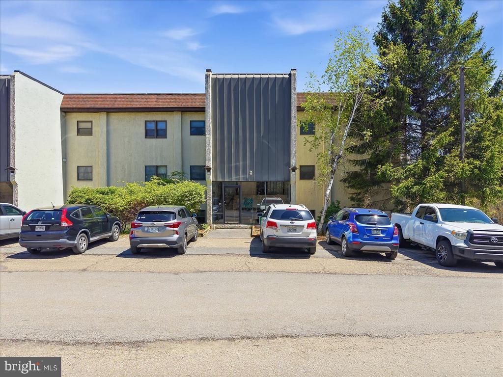 146 FOXFIRE DRIVE 307