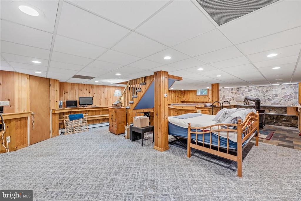 163 MULBERRY LANE