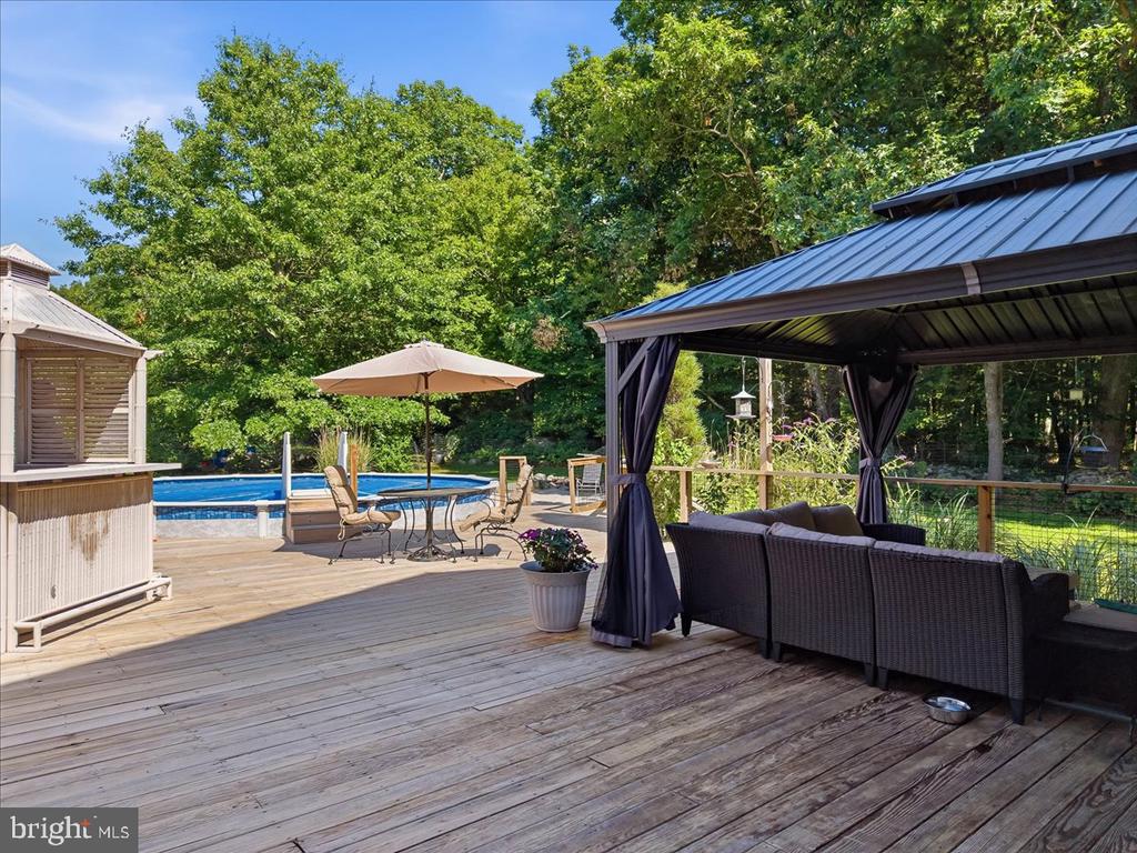 163 MULBERRY LANE
