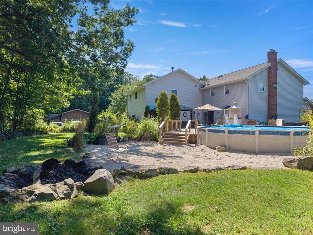 163 MULBERRY LANE