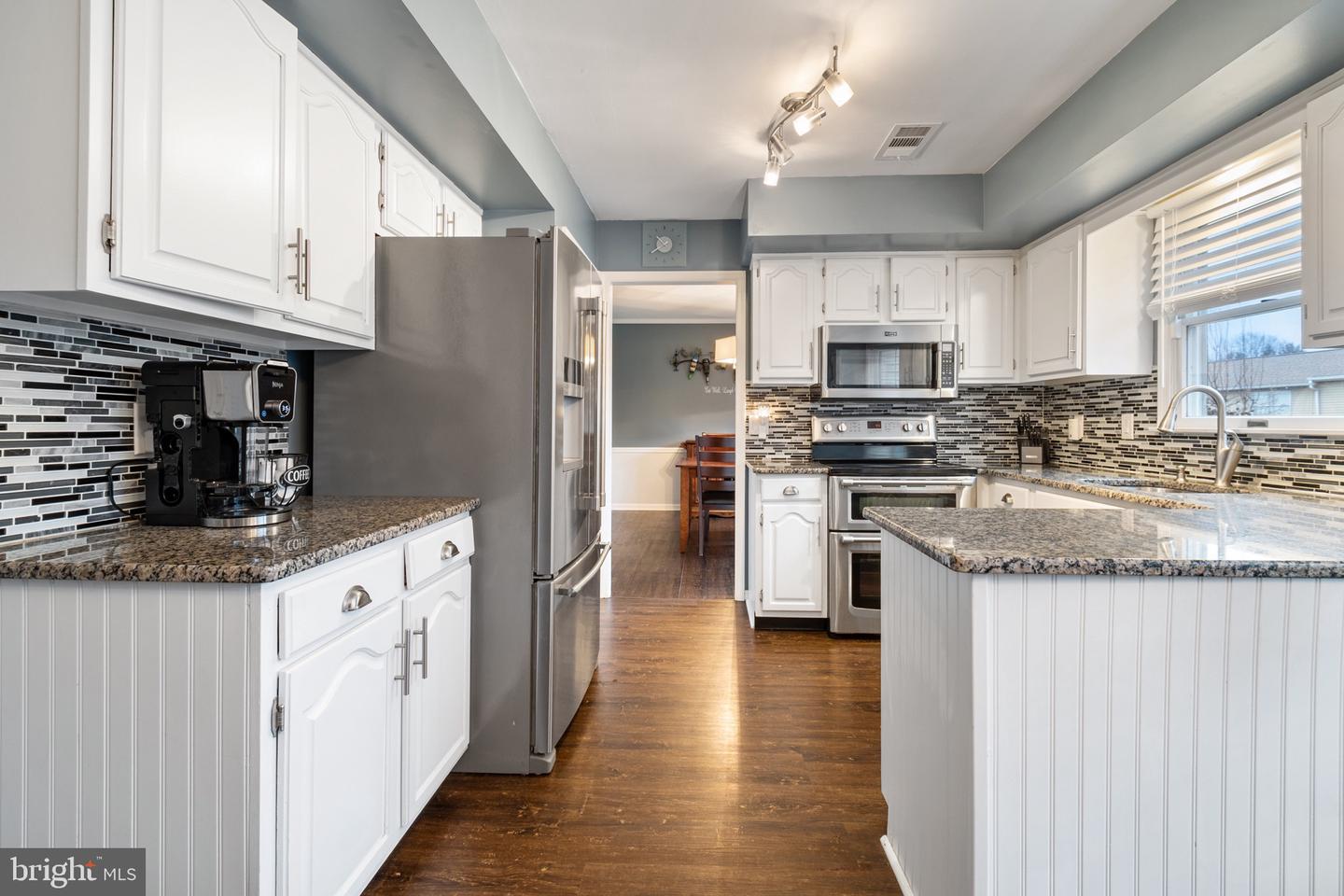 3495 Crestwood DRIVE