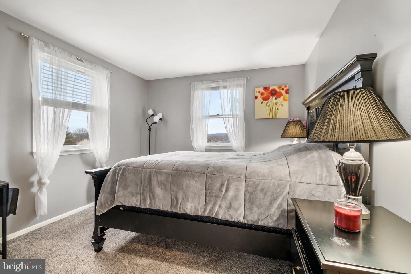 3495 Crestwood DRIVE