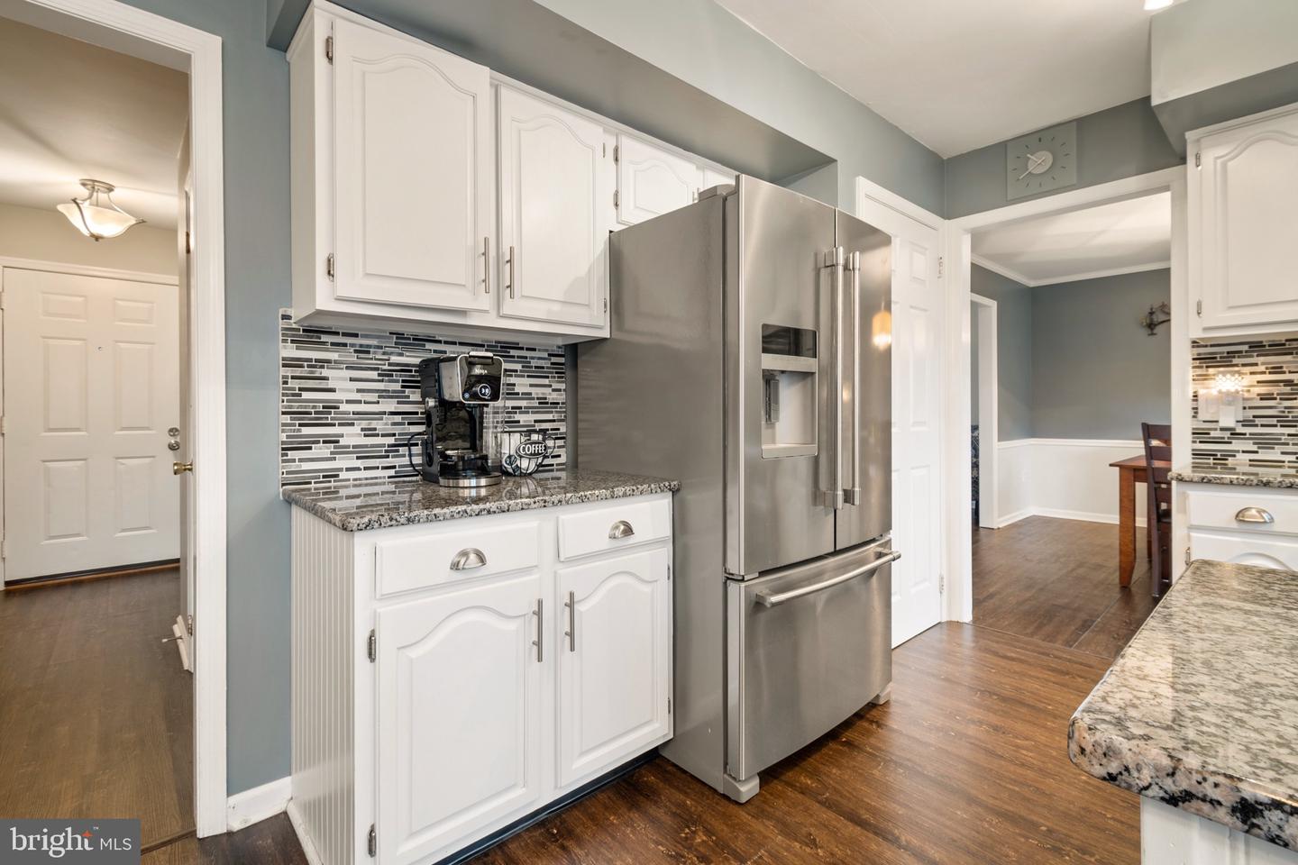 3495 Crestwood DRIVE