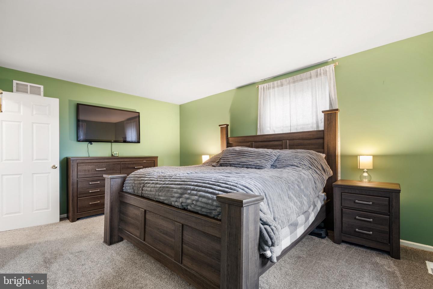 3495 Crestwood DRIVE