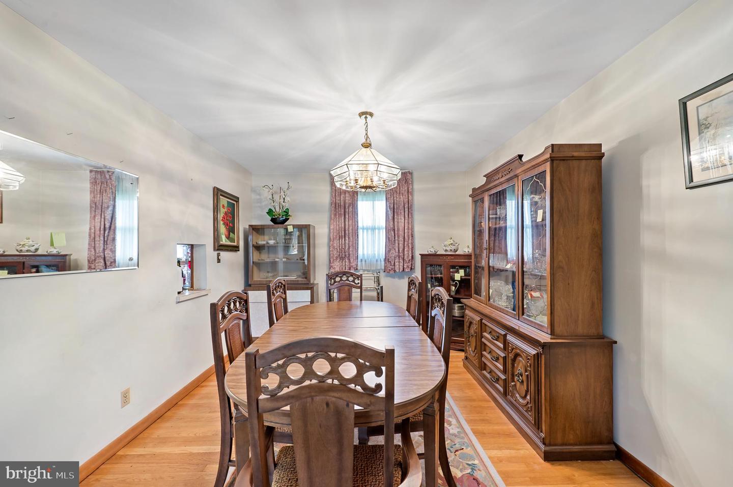 2239 Lafayette Ave