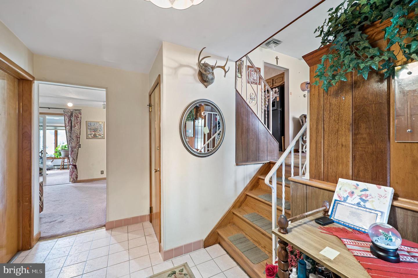 2239 Lafayette Ave