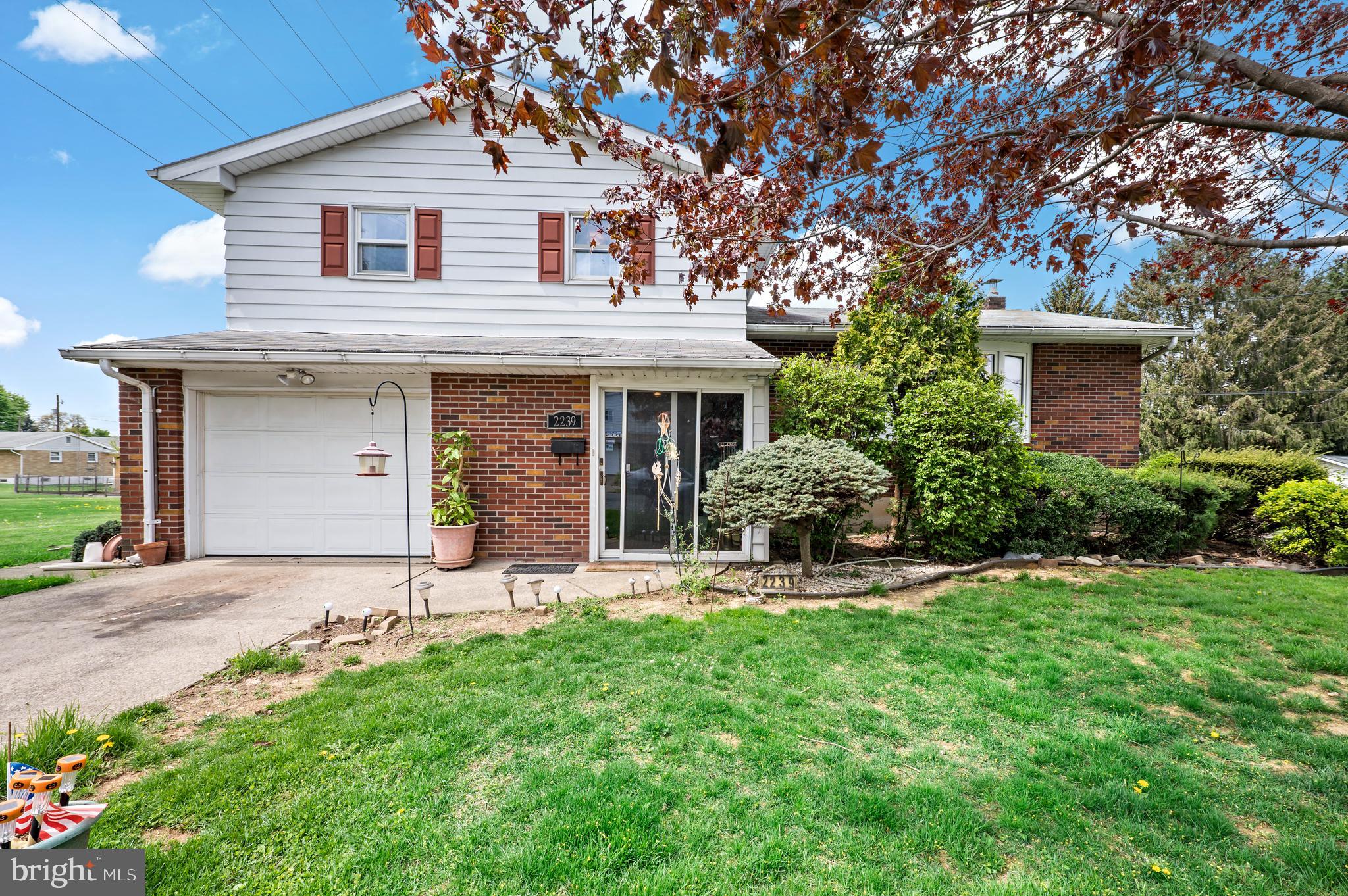 2239 Lafayette Ave