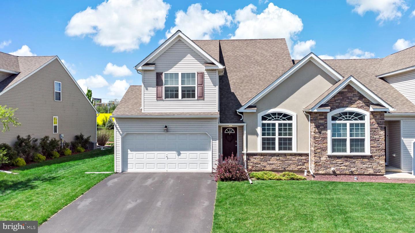 920 Graystone Cir