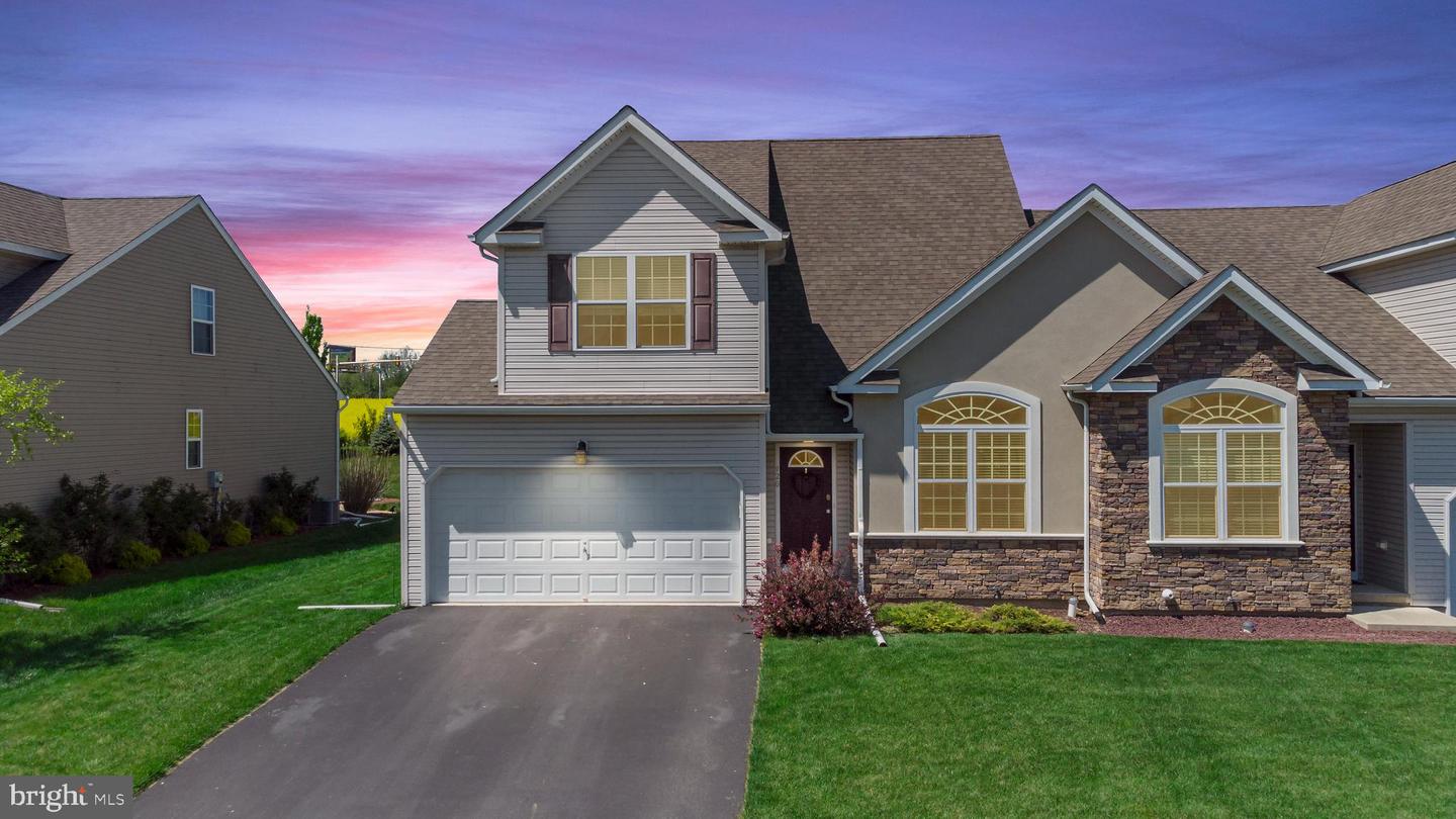 920 Graystone Cir