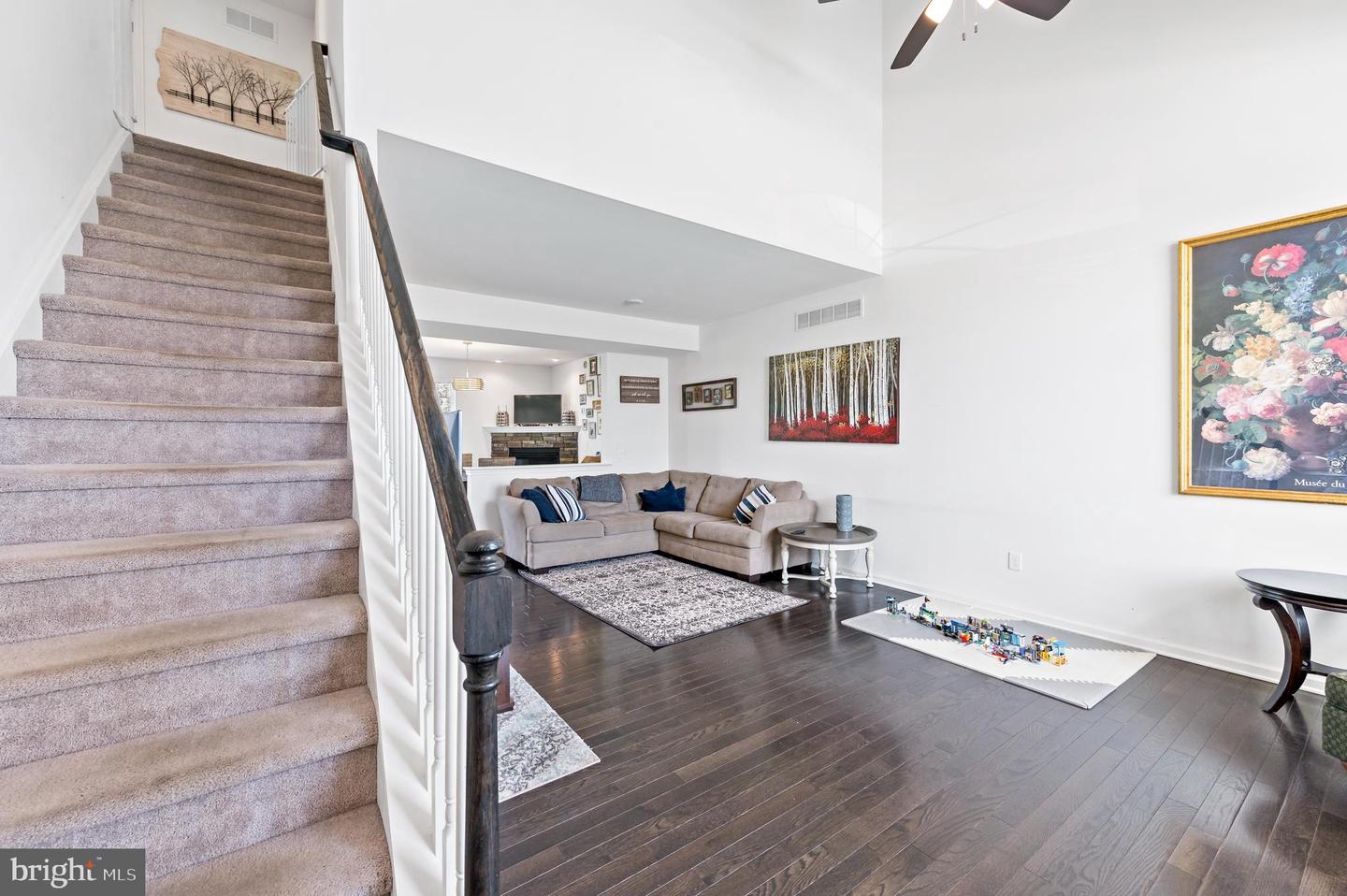 920 Graystone Cir