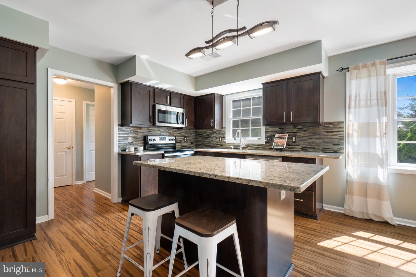 3325 Abbey COURT