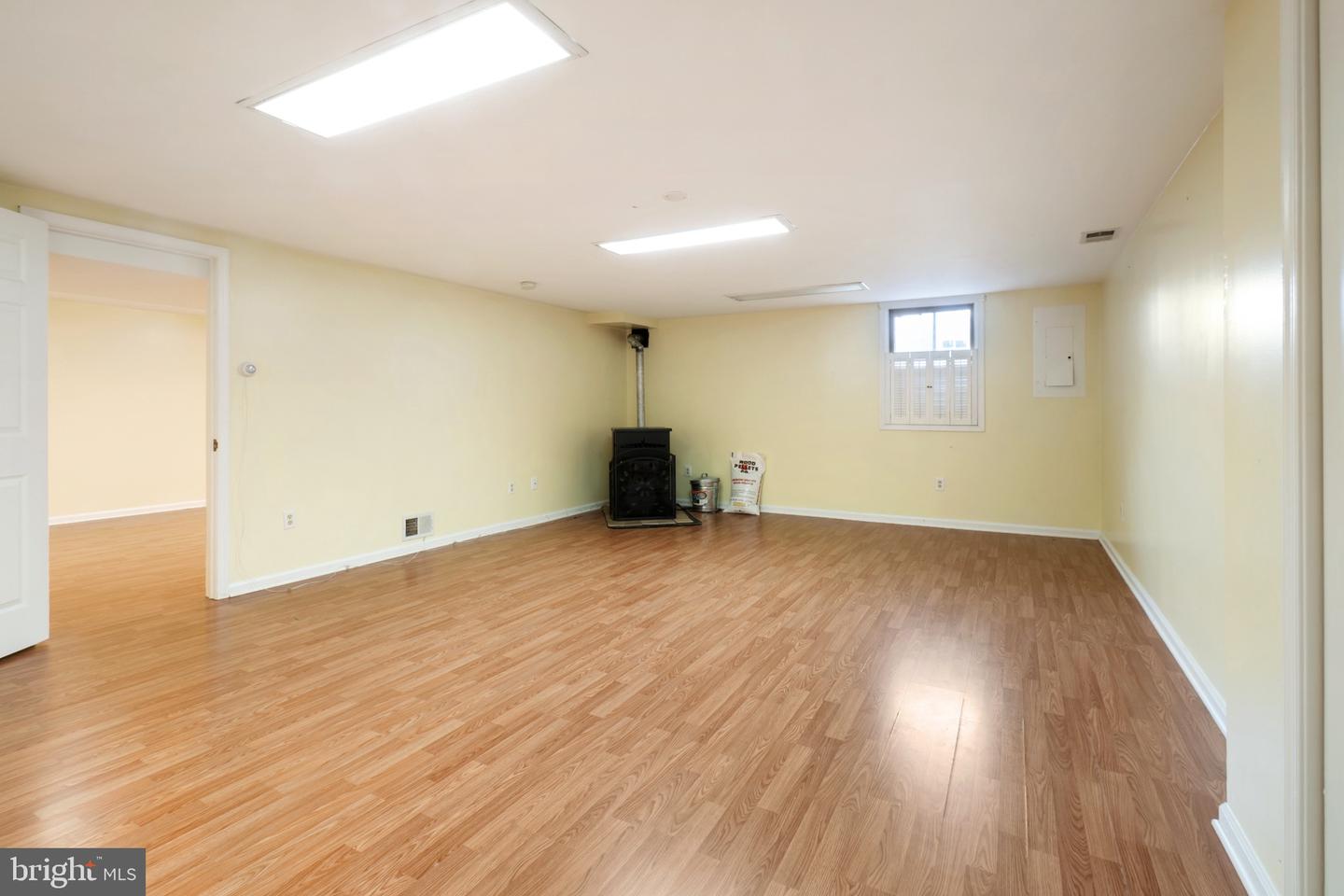3325 Abbey COURT