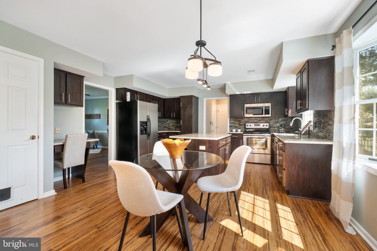 3325 Abbey COURT