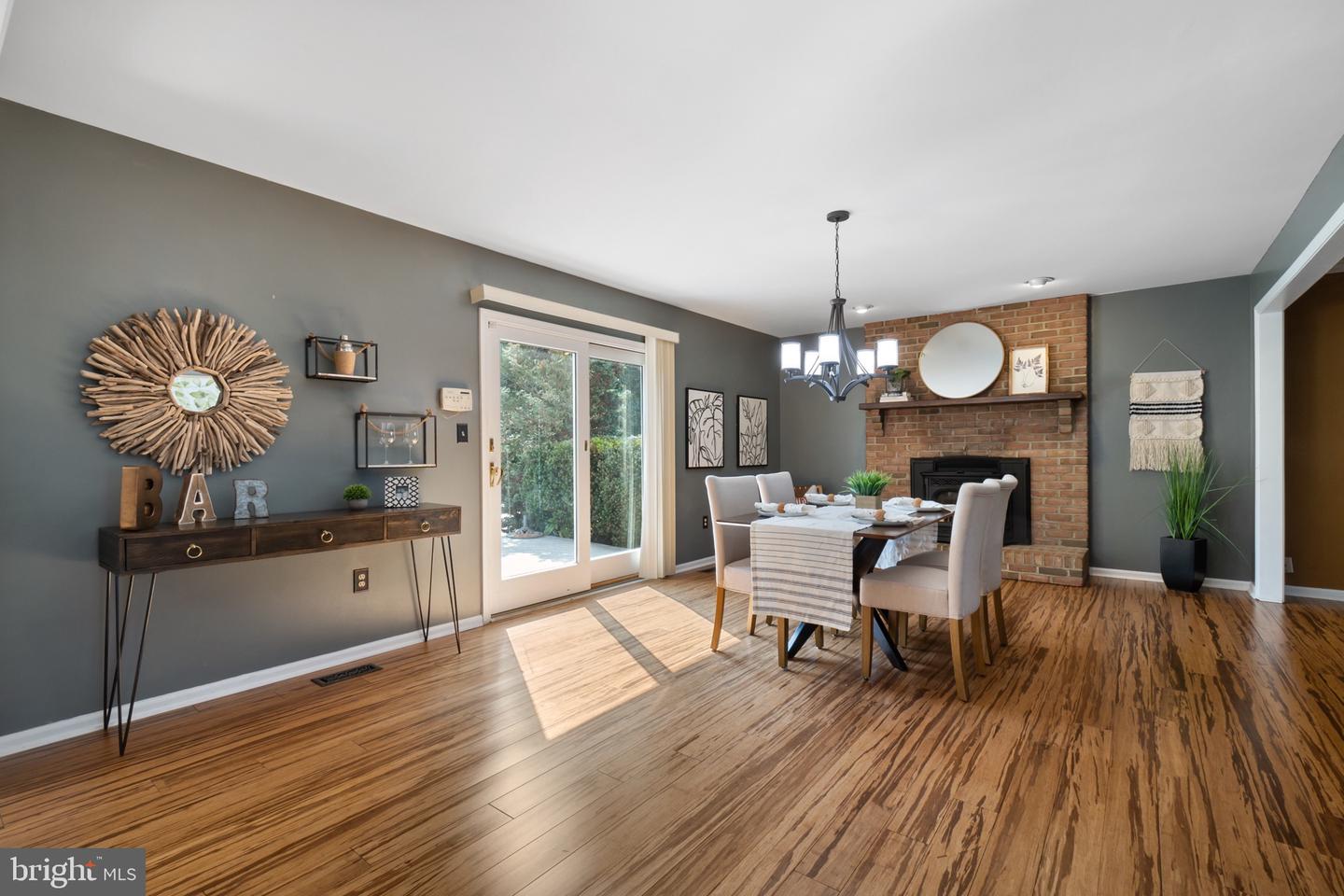 3325 Abbey COURT