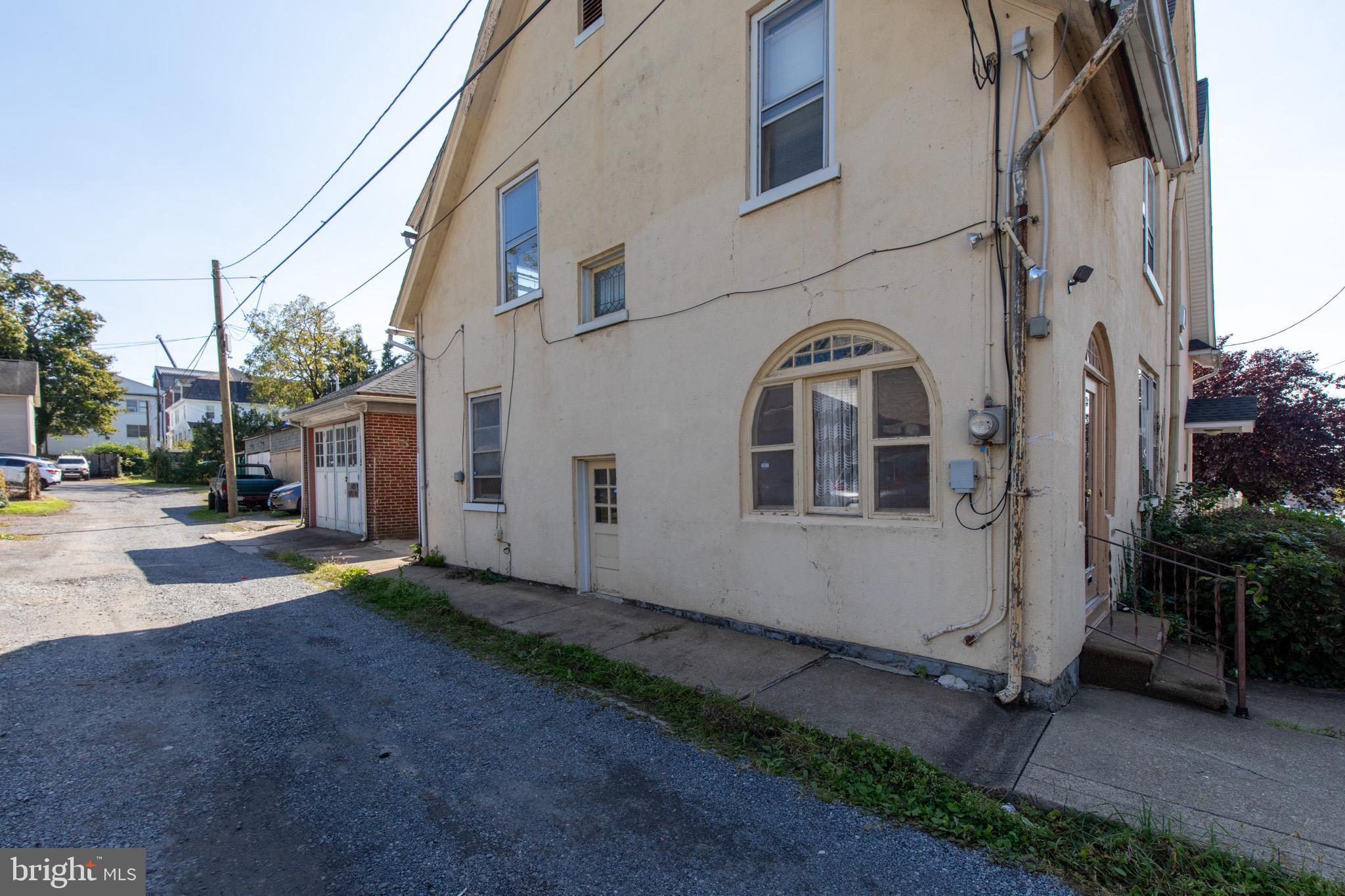 518 Parsons STREET