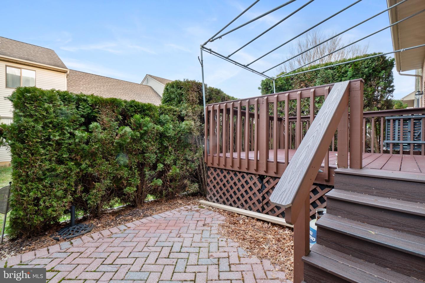 3246 Oakland Square Dr
