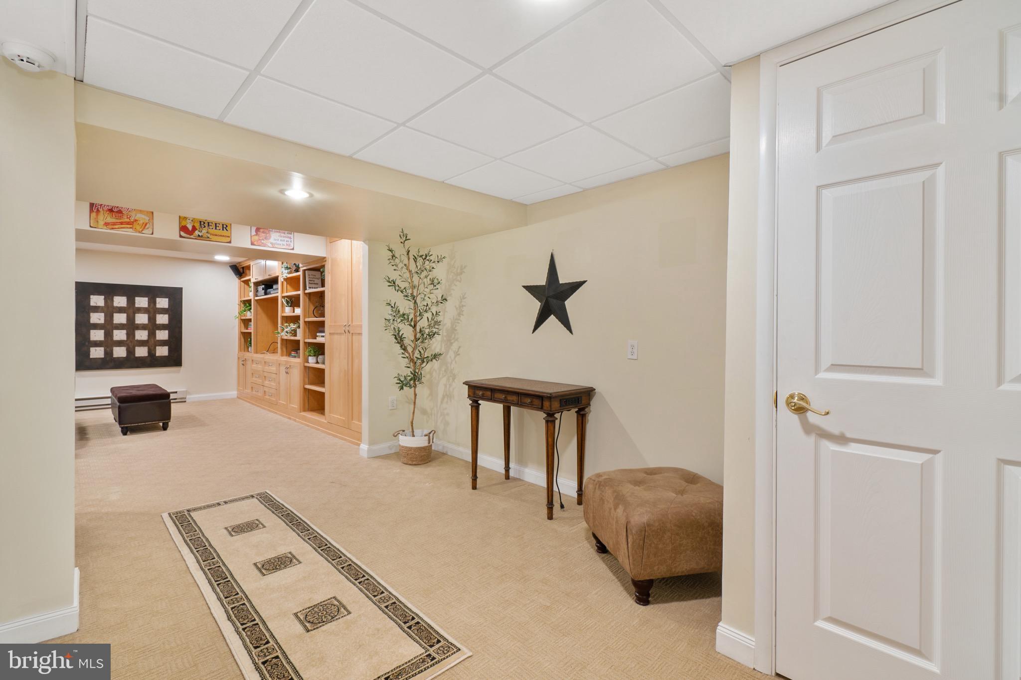 3246 Oakland Square Dr