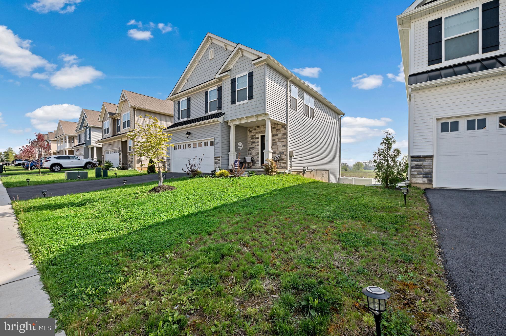 313 Kingsbarns Ln