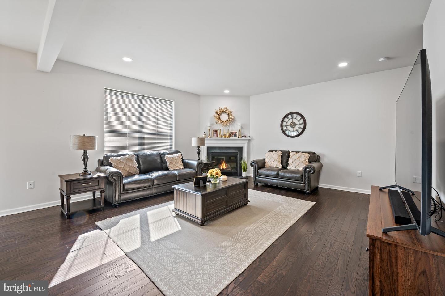 313 Kingsbarns Ln