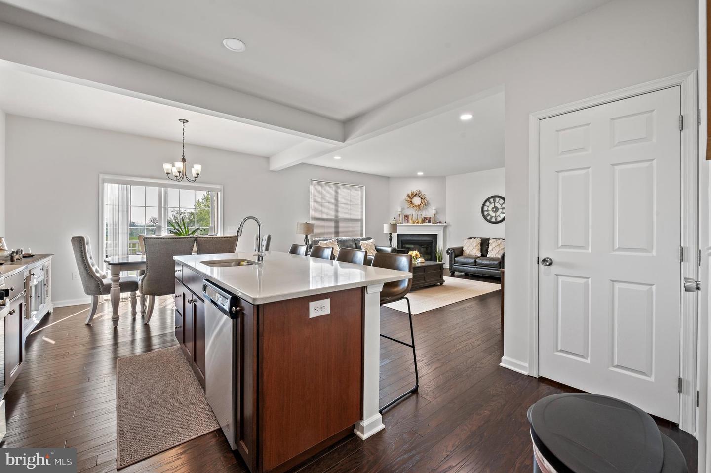 313 Kingsbarns Ln