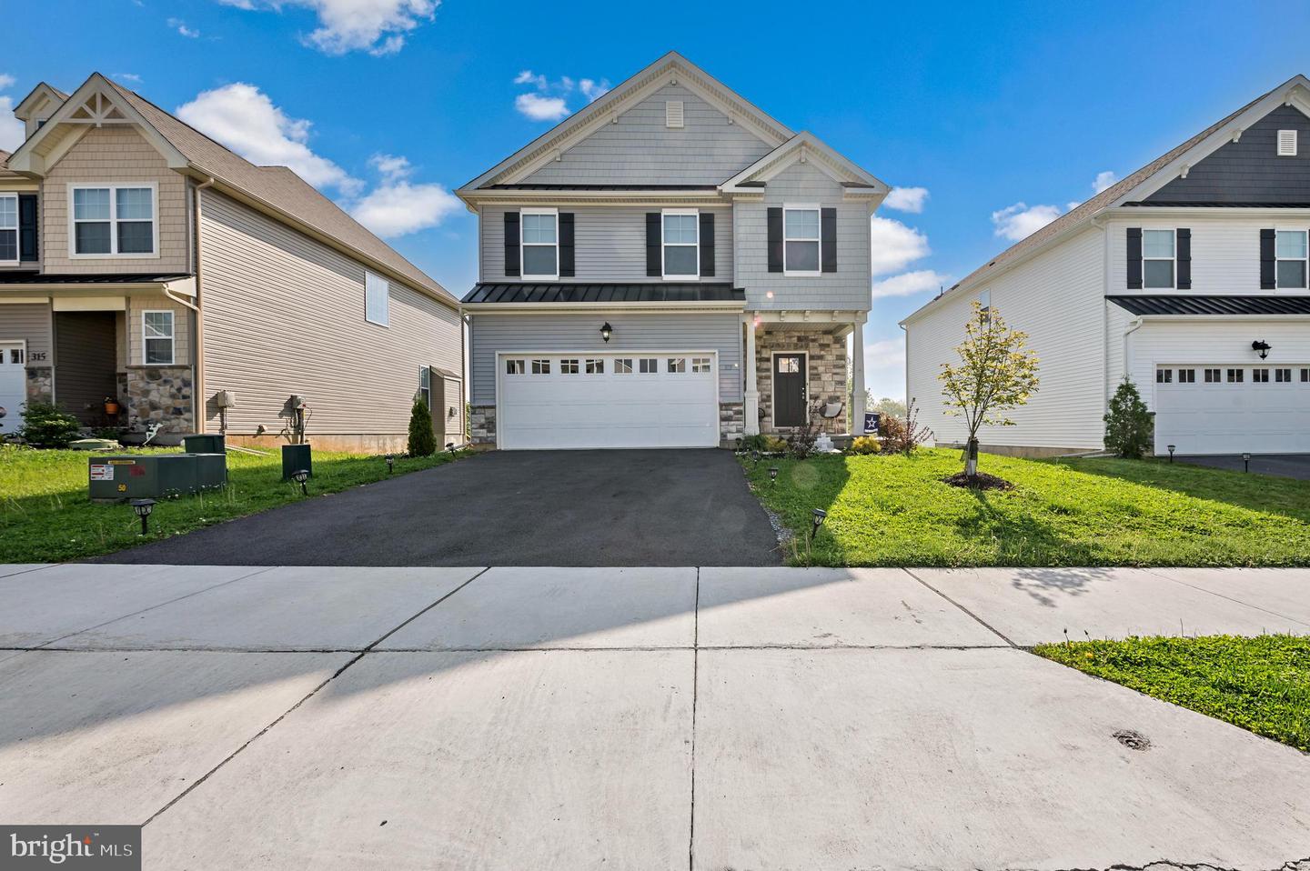 313 Kingsbarns Ln