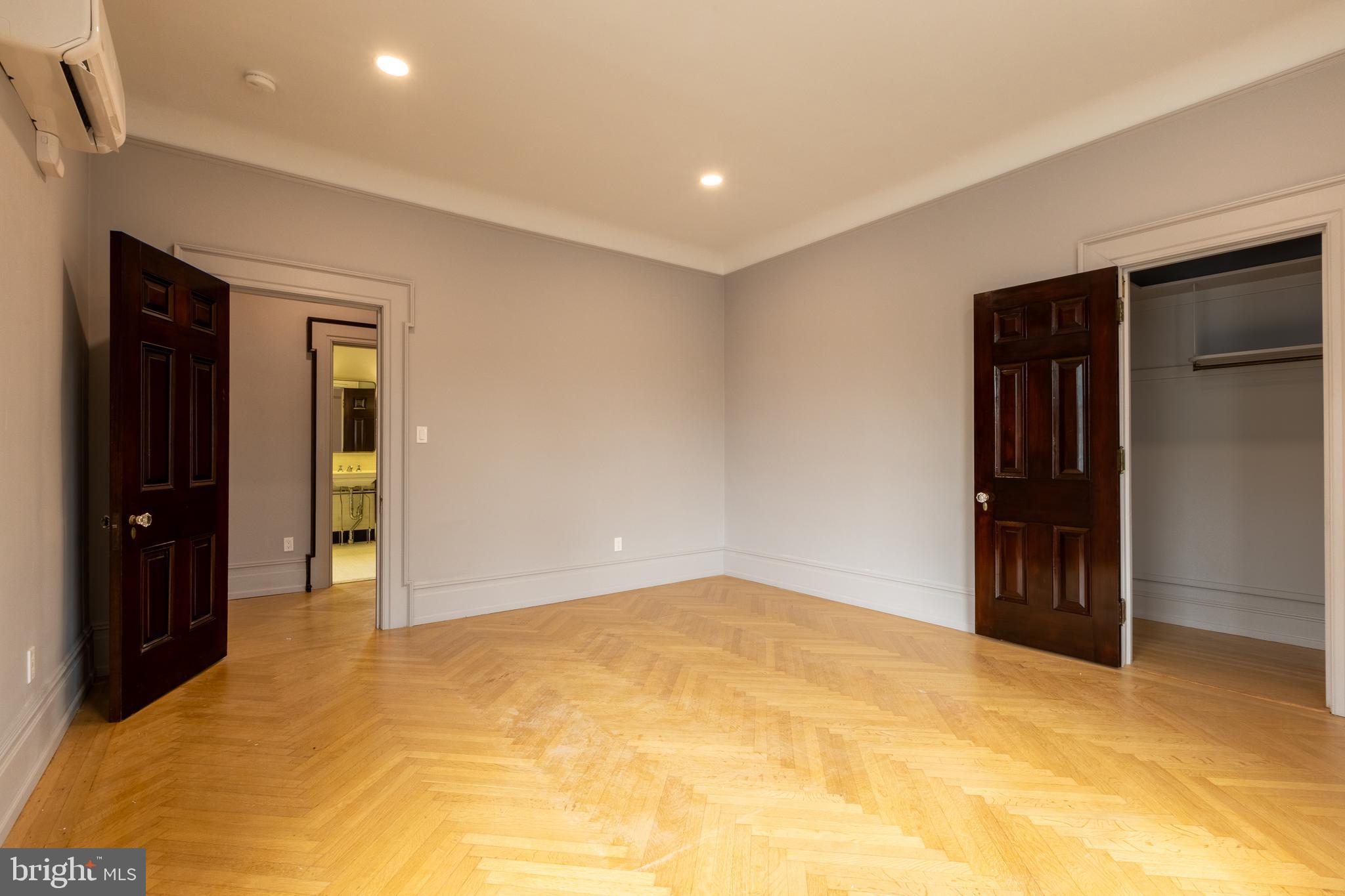 214 SPRING GARDEN ST #3A