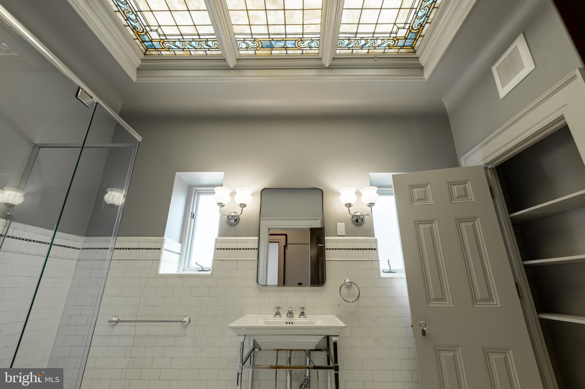 214 SPRING GARDEN ST #3A