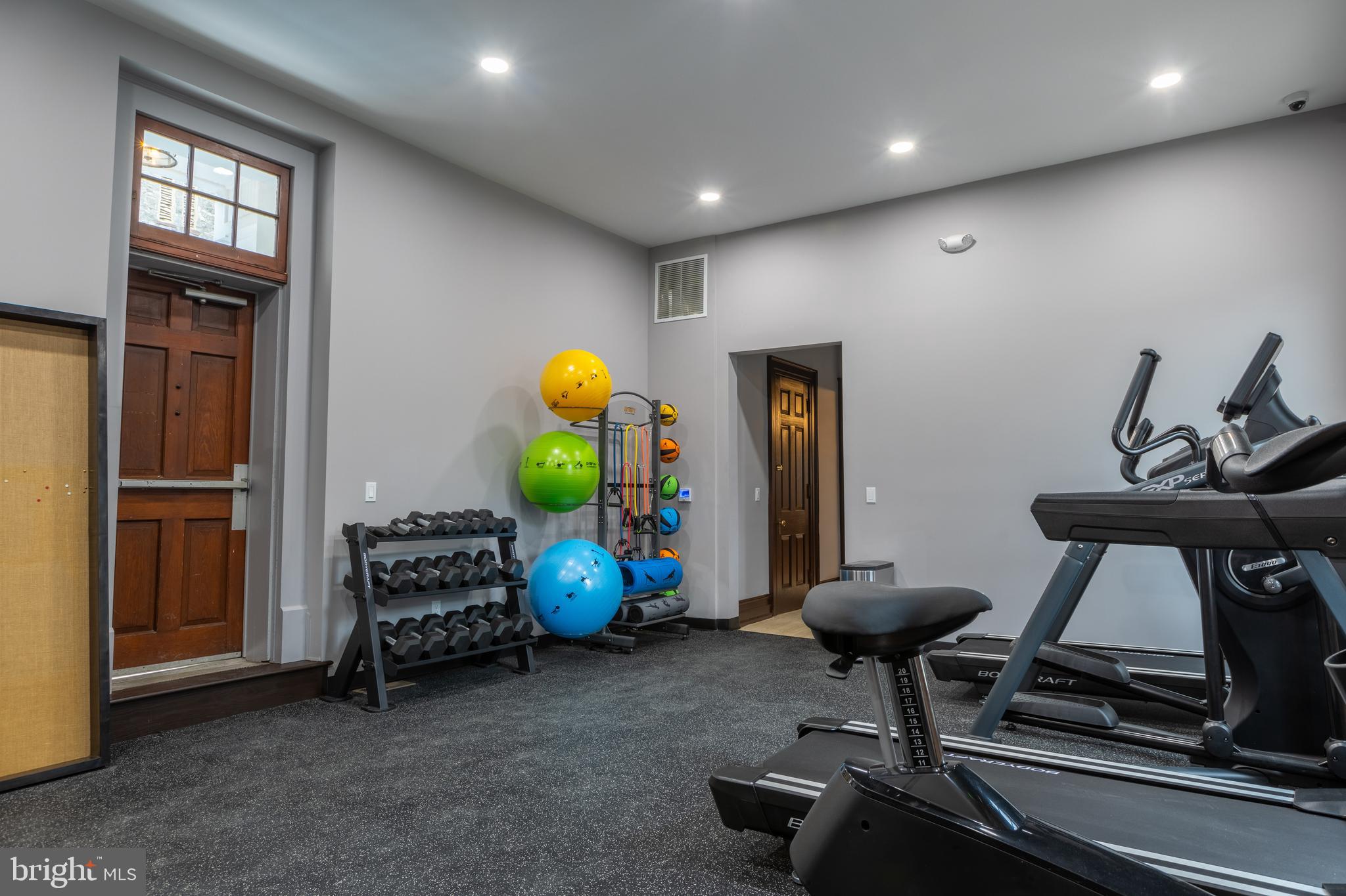 214 SPRING GARDEN ST #3A