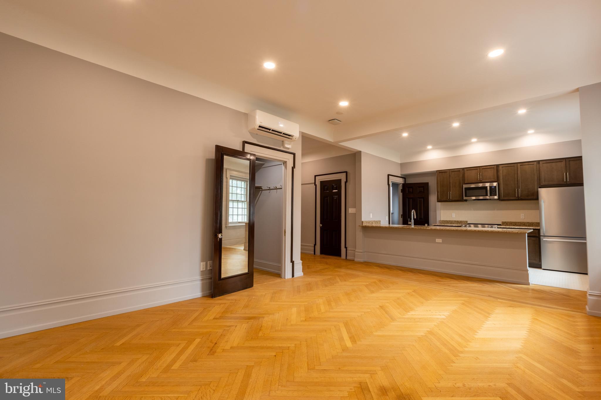 214 SPRING GARDEN ST #3A