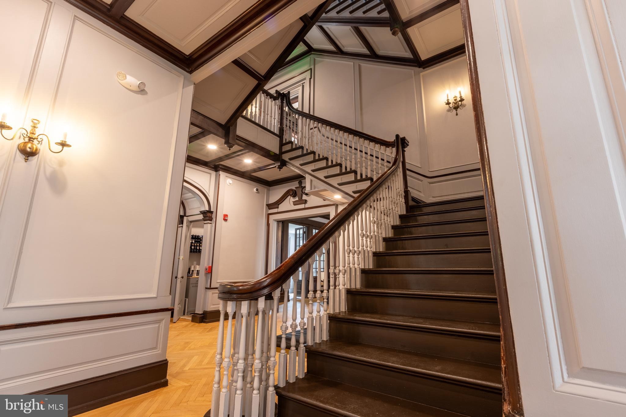 214 SPRING GARDEN ST #3A